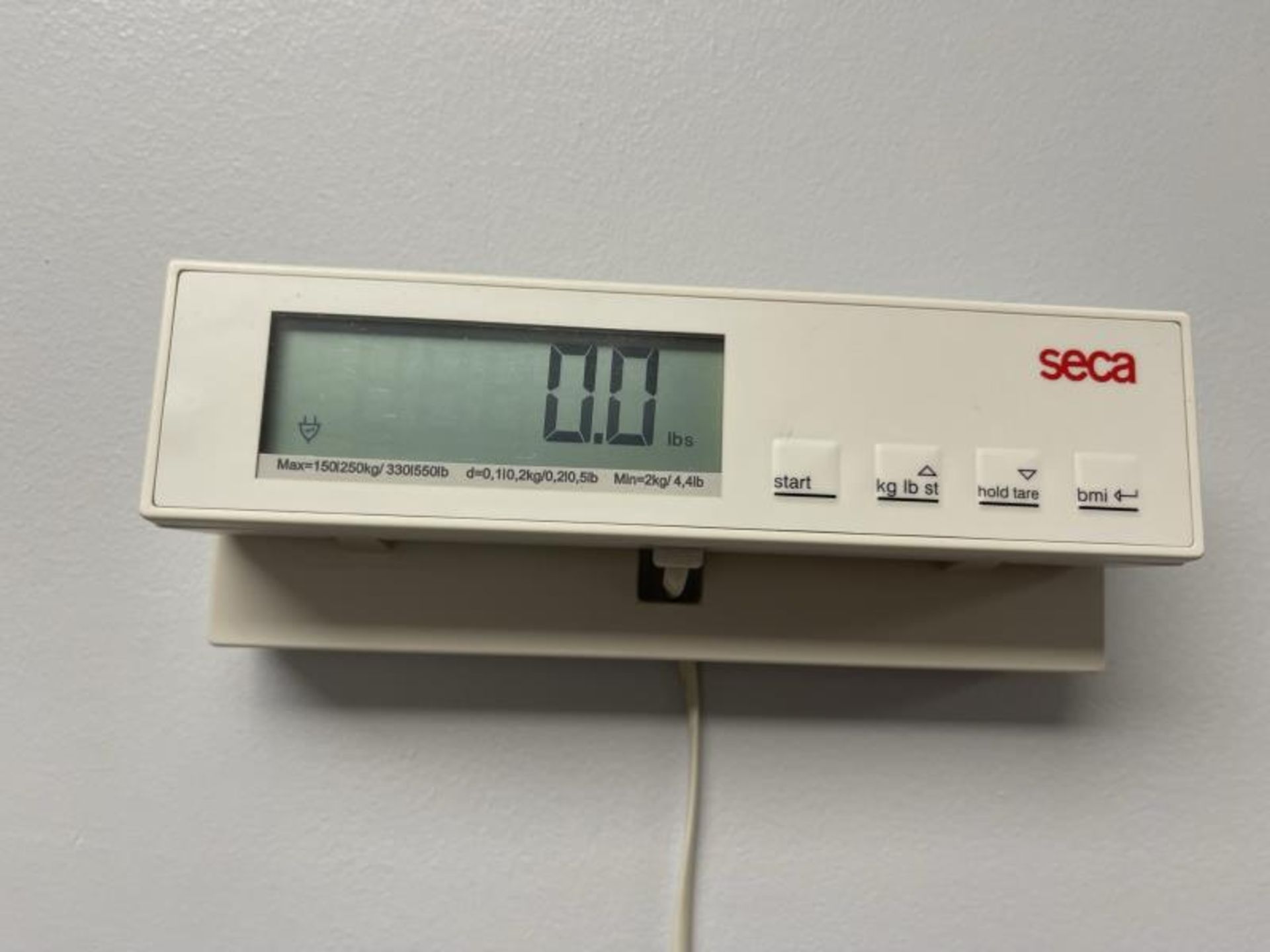 Seca Platform Scale w/ Wall Mount Readout, 550lbs - Image 2 of 3