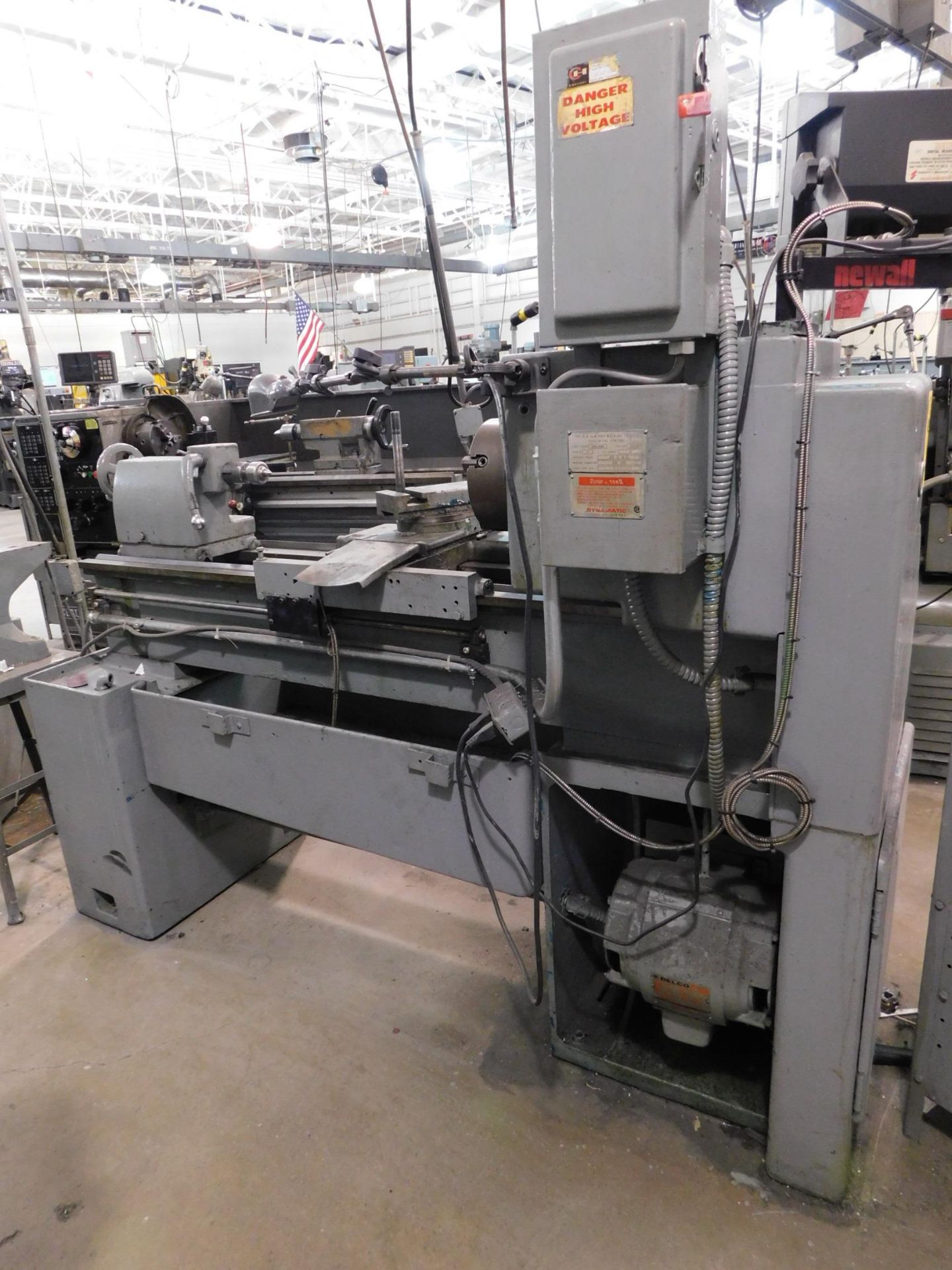 Leblond 16" x 30" Toolroom Lathe, SN 7C2159 with Newall DP7 2-Axis Digital Readout - Image 10 of 11