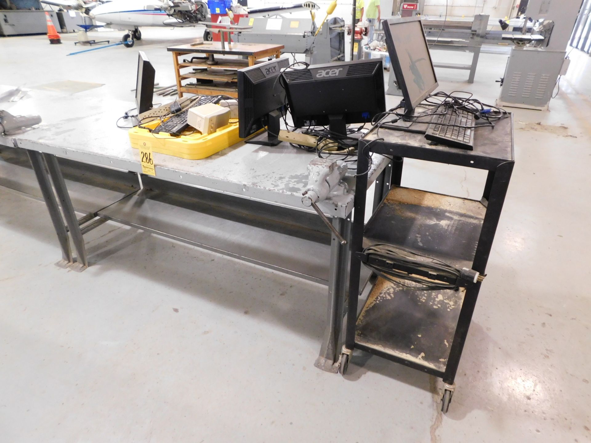 Steel Workbench with Vise