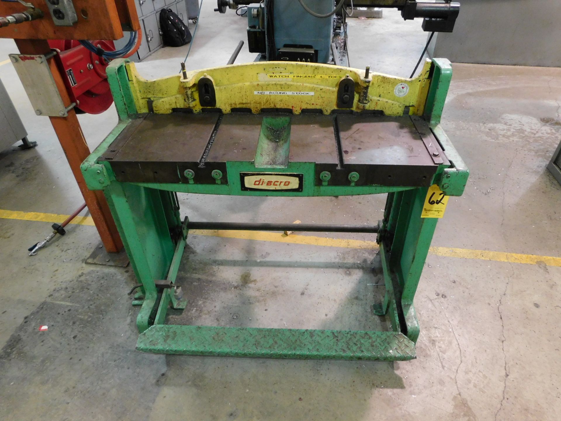 Di-Acro 36" x 16 Ga. Foot Shear with Manual Rear-Operated Backgauge, and (2) 25" Front Support Arms