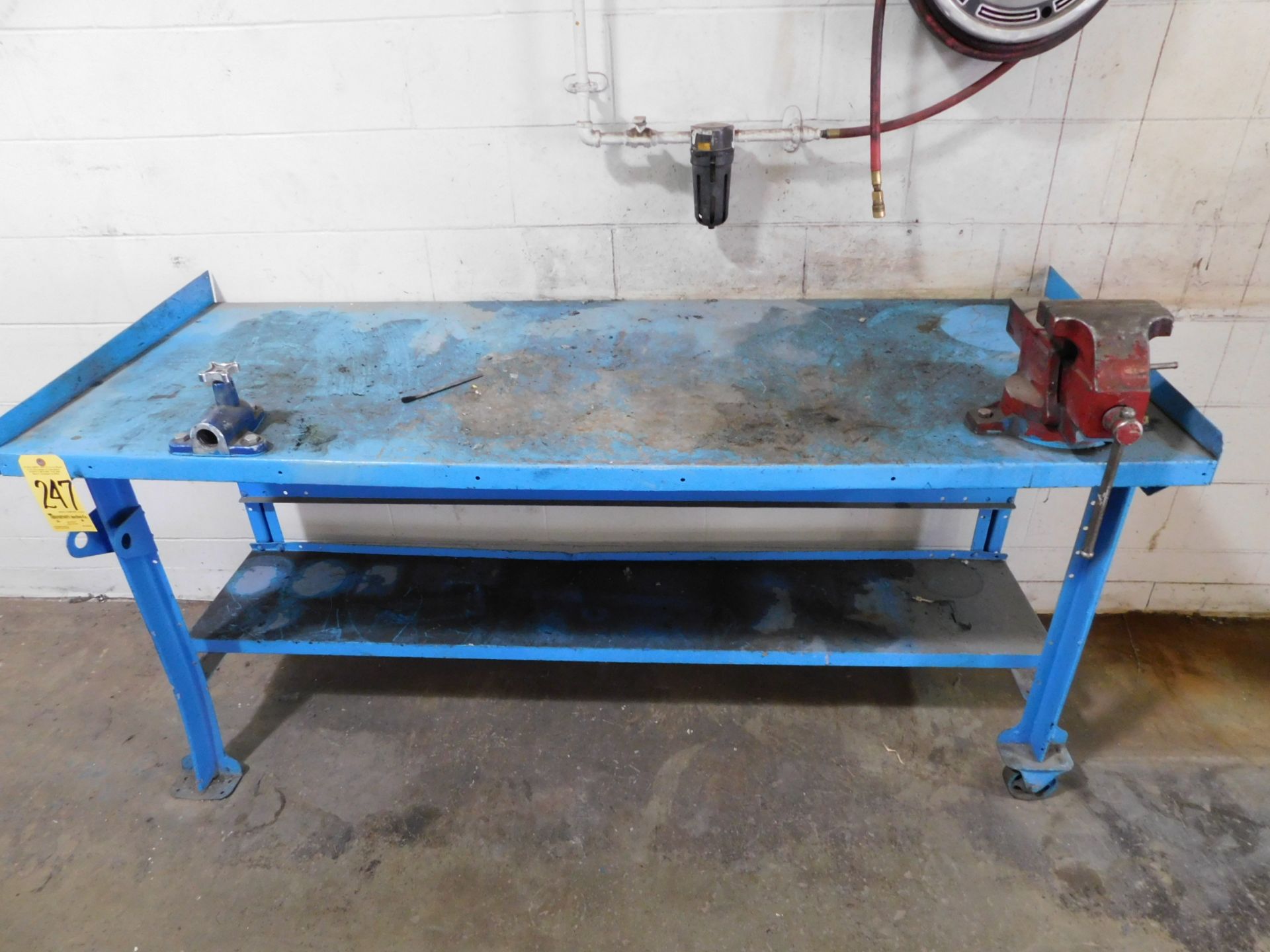 Steel Work Bench with Vise