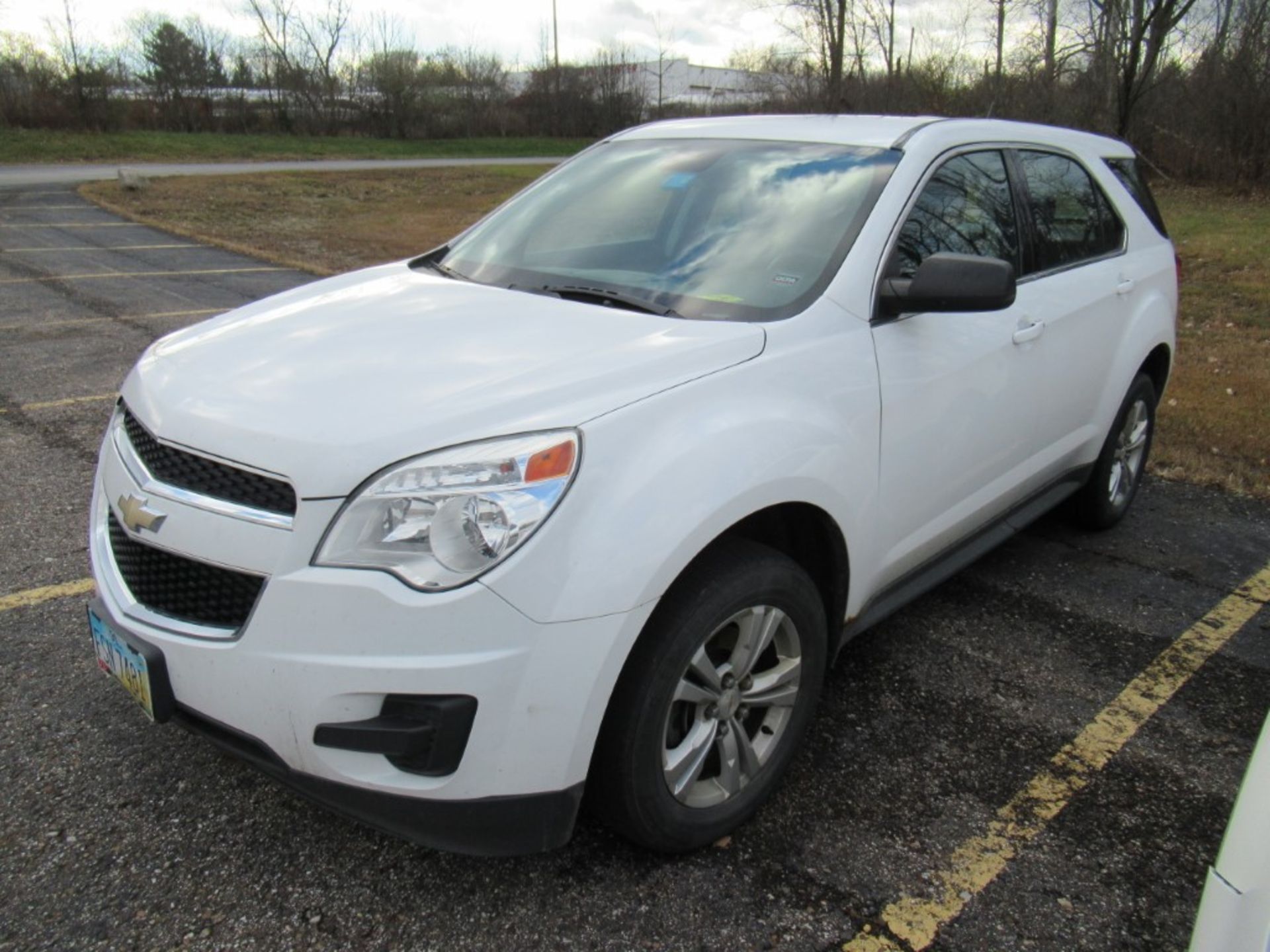 2013 Chevrolet Equinox SUV, VIN 2GNFLCEK2D6152539, Automatic, Cruise Control, AC, PW, PL, PS, AM/FM, - Image 2 of 26