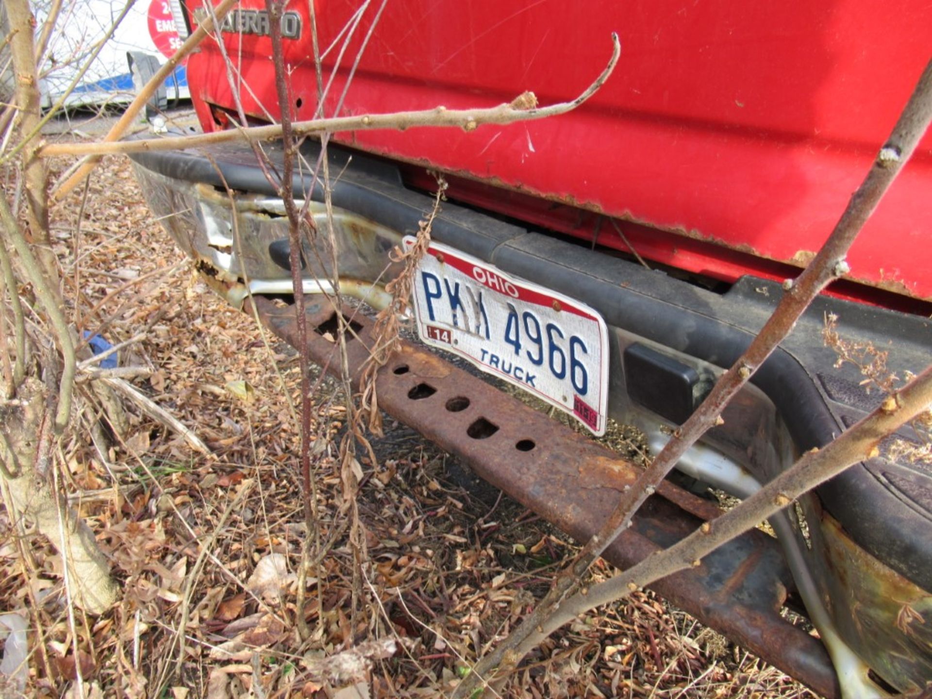 2005 GMC 2500 HD Pickup with Snow Plow, VIN 1GTHK24U05E308334, 4 WD, Automatic, AM/FM, Started - Image 7 of 37