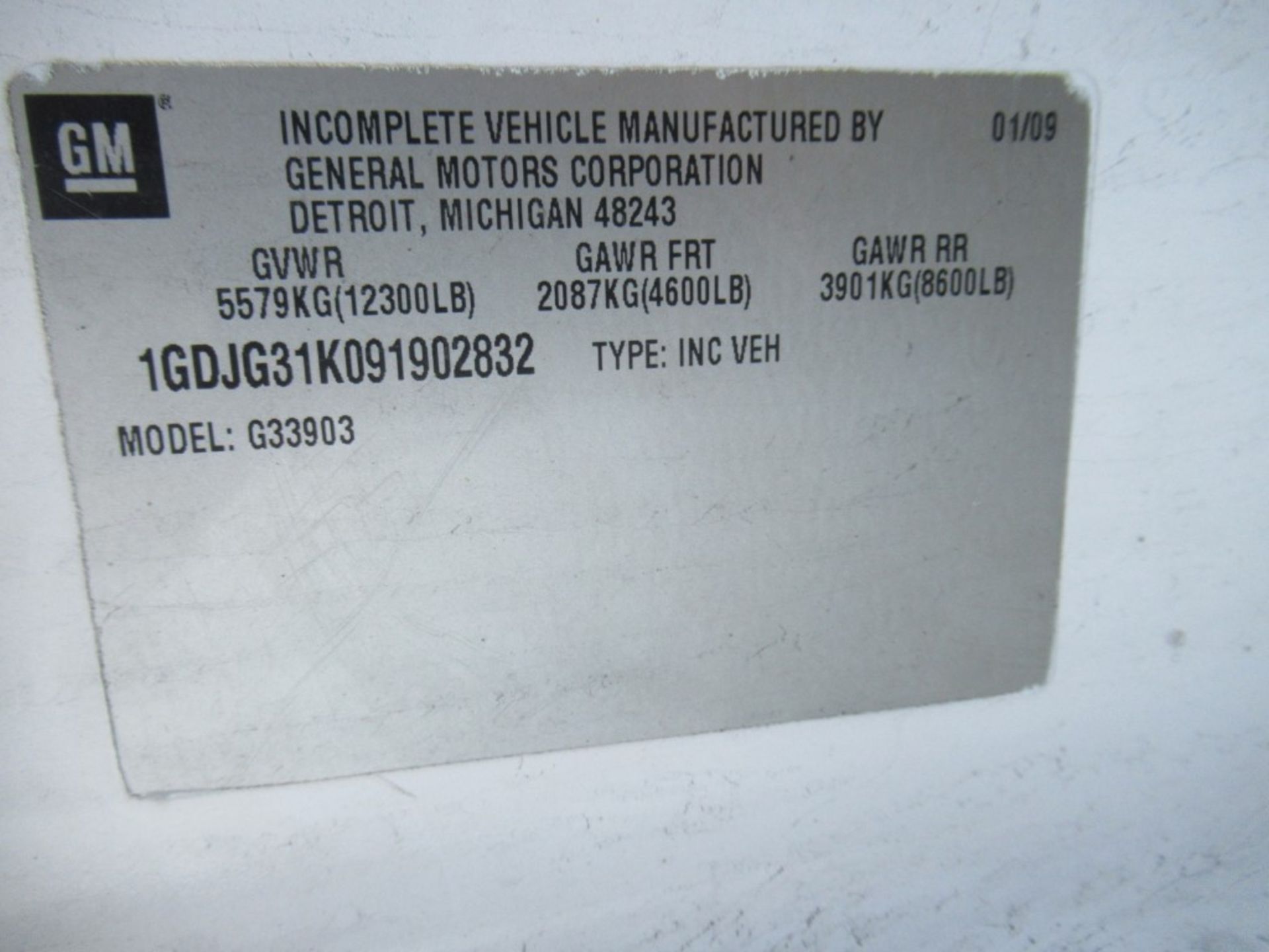 2009 GMC Savana Single Axle Box Truck, VIN 1GDJG31K091902832, 12,300 lb. GVWR, 16' Box, Automatic, - Image 27 of 27