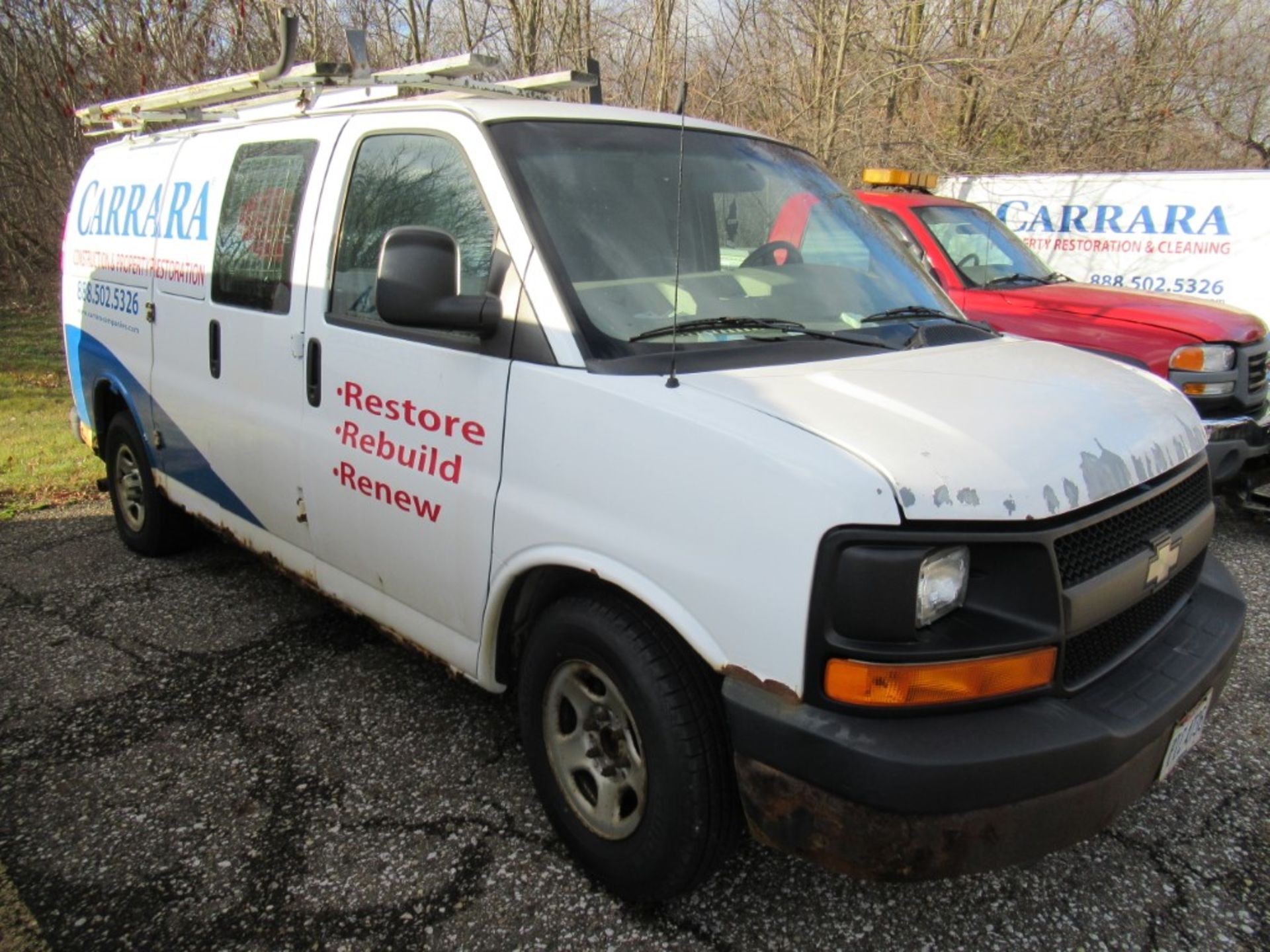 2005 Chevrolet Express Cargo Van, VIN 1GCFG15X651257294, Automatic, AC, AM/FM, Towing, Cracked - Image 4 of 33