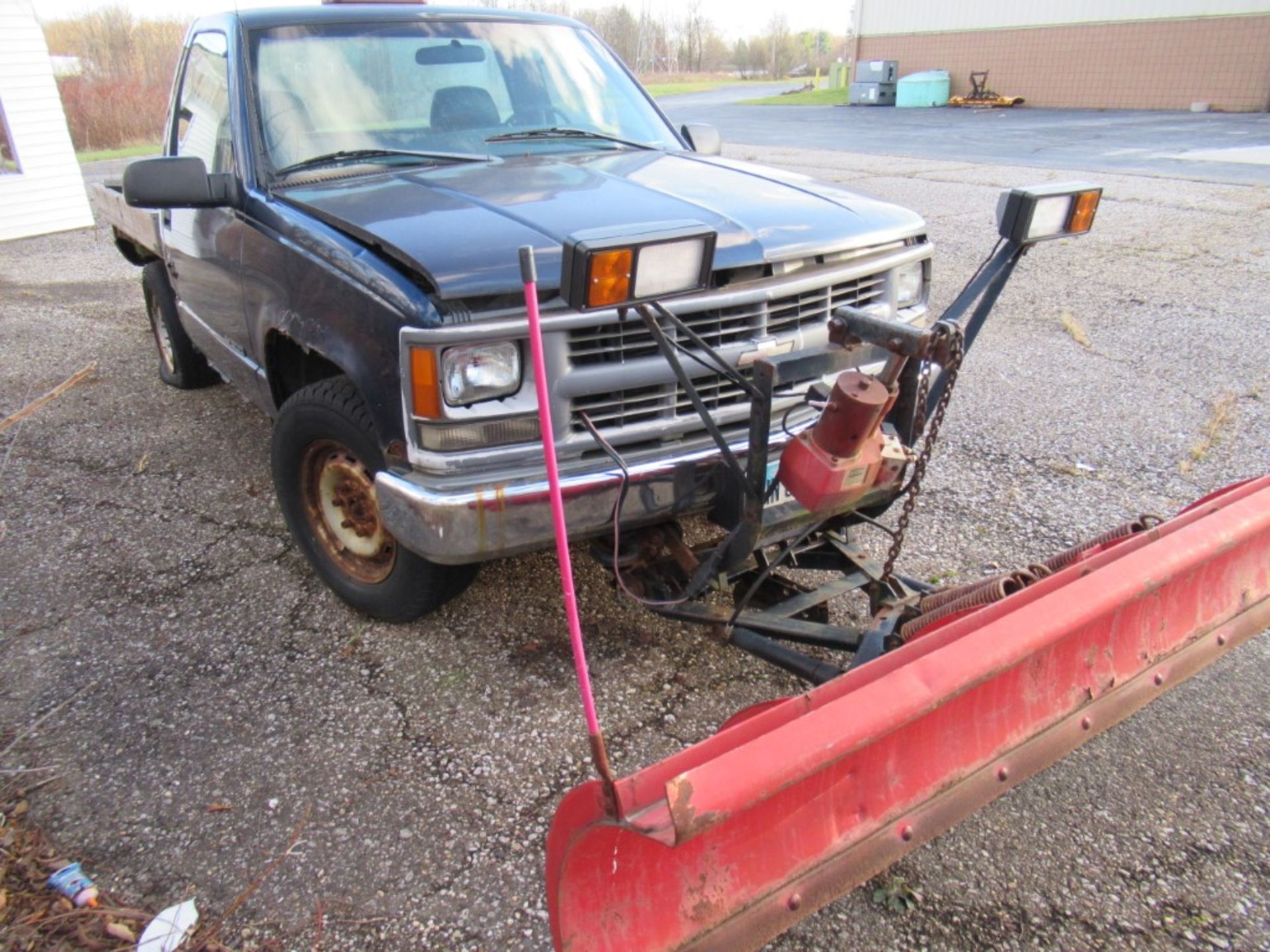 1998 Chevrolet 1500 Snow Plow Truck, VIN 1GCEK14W8WZ202027, Automatic, 4 WD, 77,745 Miles, Would NOT - Image 4 of 22