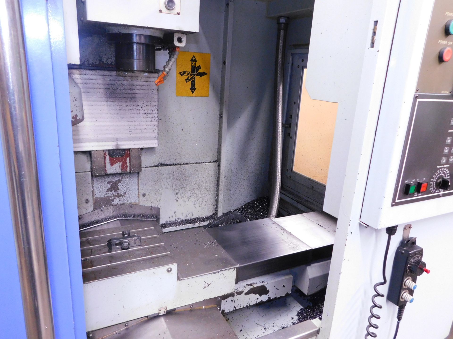 Sharp Model SV-2412 CNC Vertical Machining Center, s/n 4090424, New 2006, Fanuc 0i CNC Control, 12 - Bild 5 aus 14