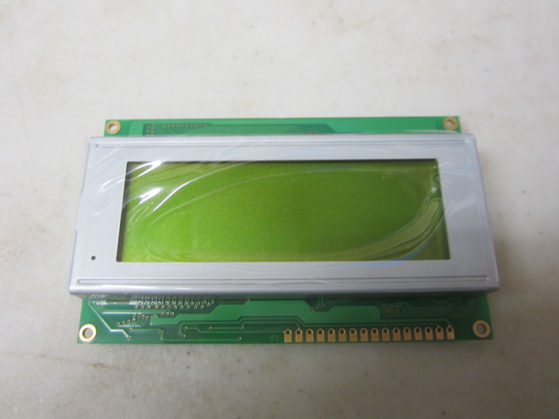 (21) Ampire AC204A LCD Displays - Image 2 of 3