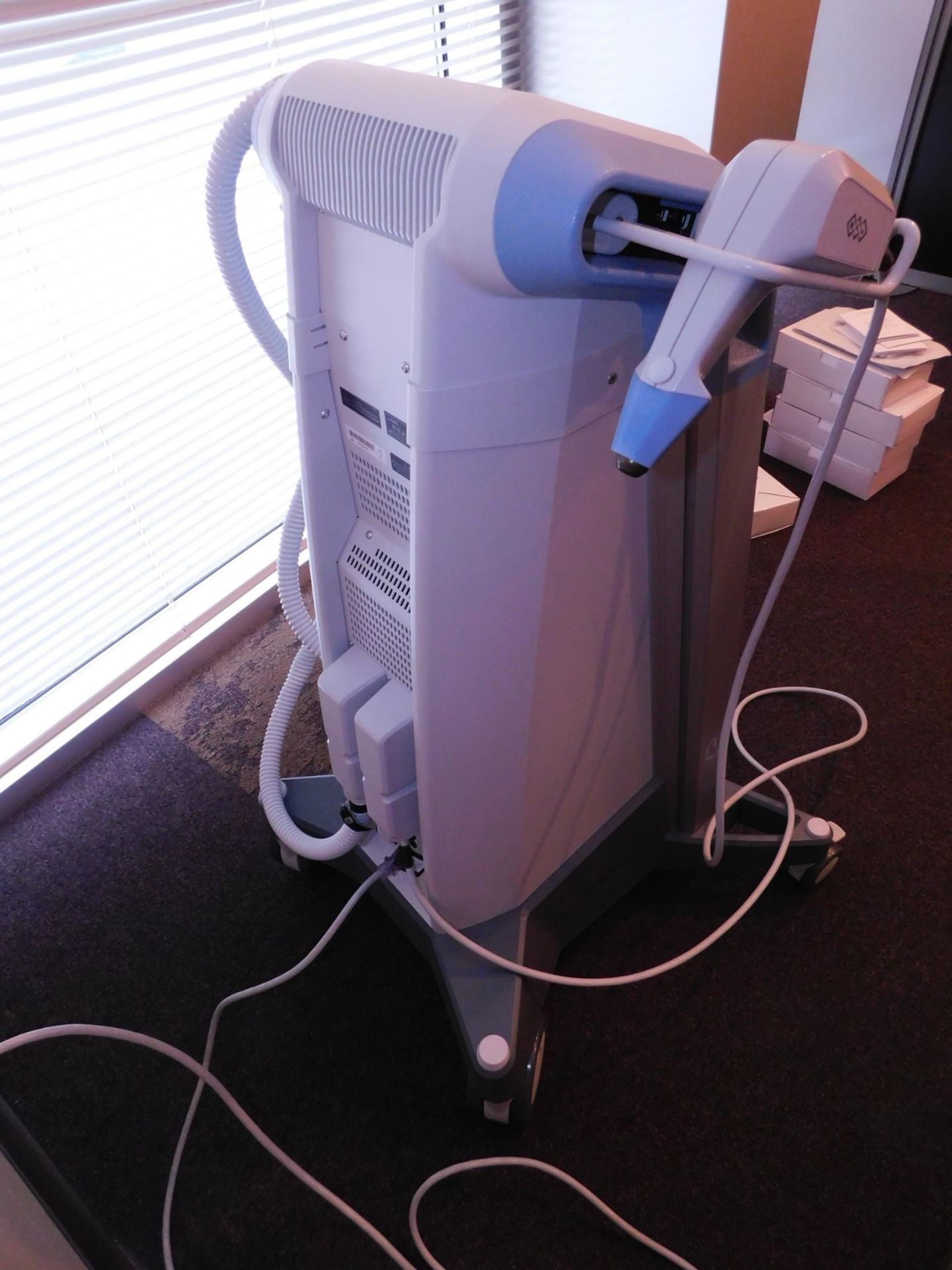 BTL Exilis Ultra, SN ELLS-0157061, new in 2011 - Image 6 of 9