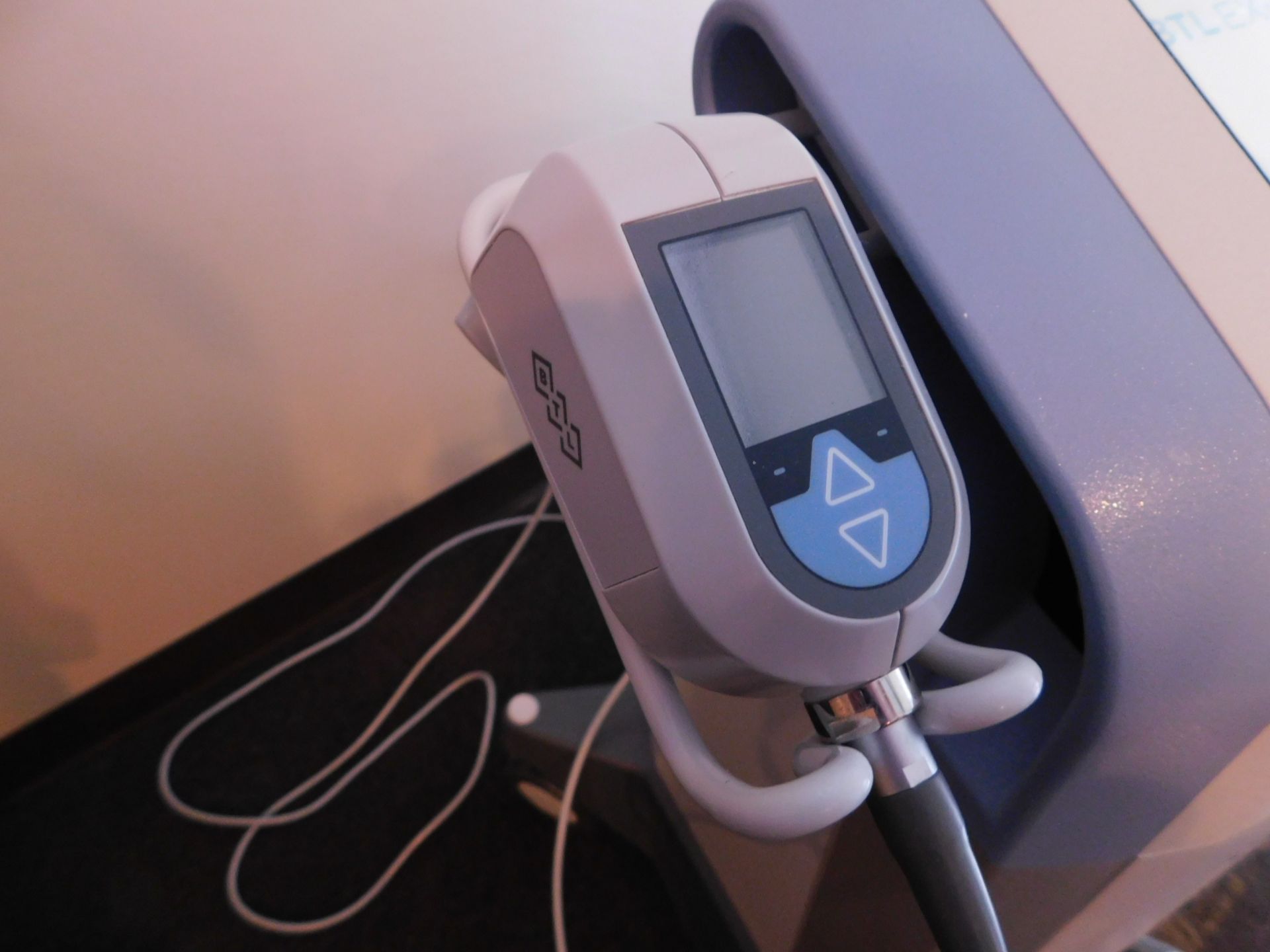 BTL Exilis Ultra, SN ELLS-0157061, new in 2011 - Image 2 of 9