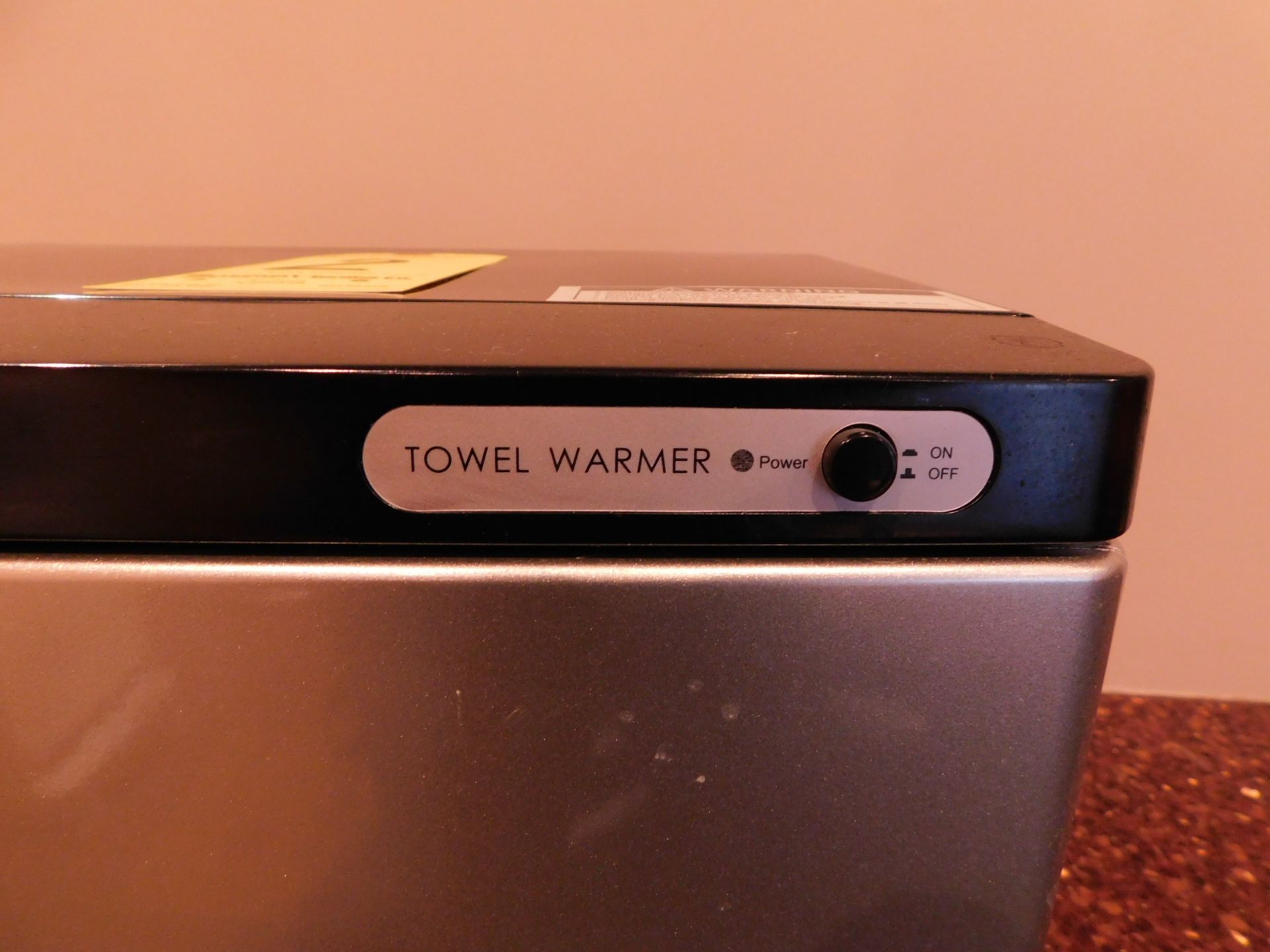 EarthLite UV Hot Towel Mini Warmer - Image 3 of 8