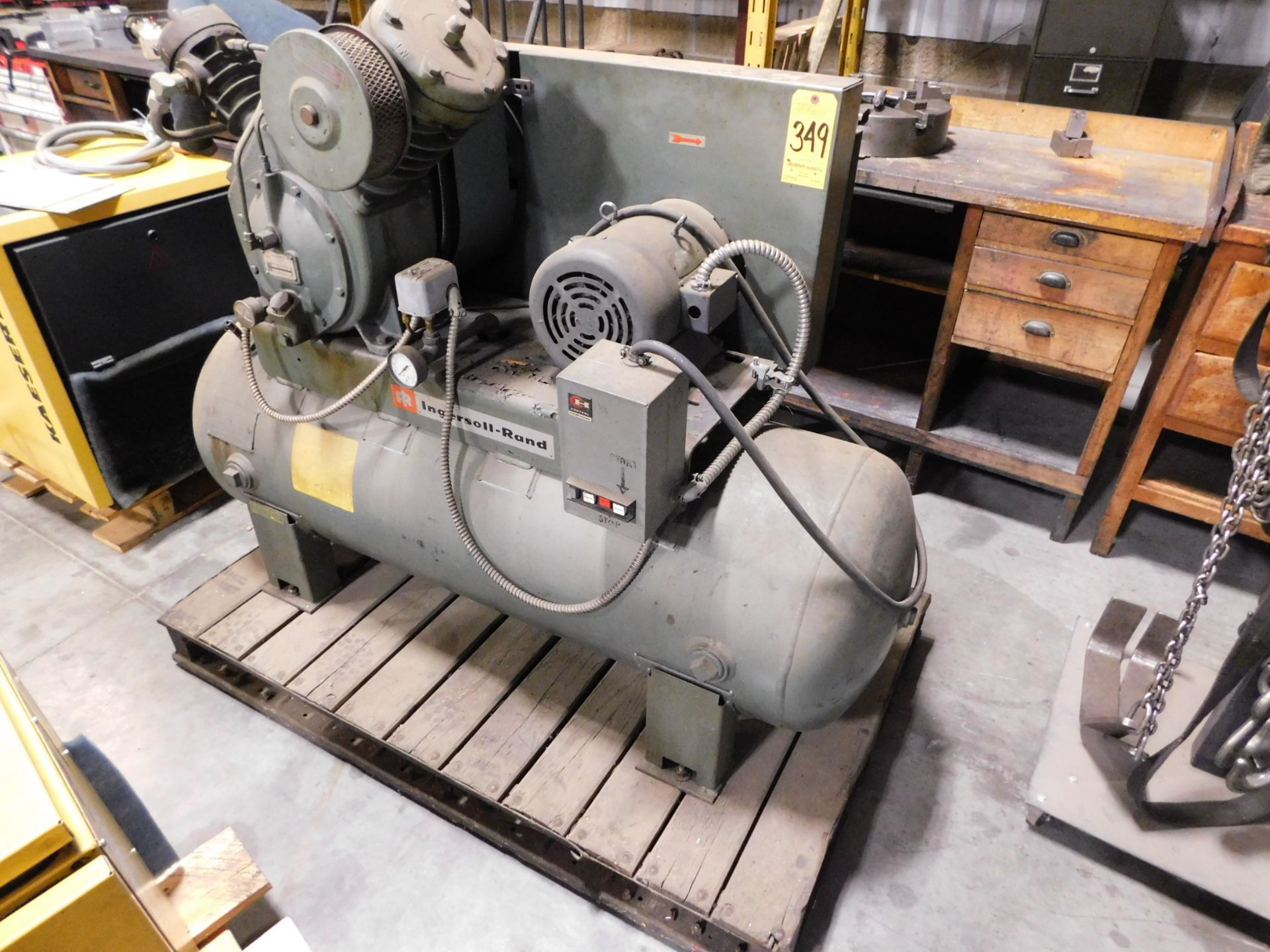 Ingersoll-Rand 7 1/2 HP, 2-Stage Tank Mounted Air Compressor, s/n 30T-413630