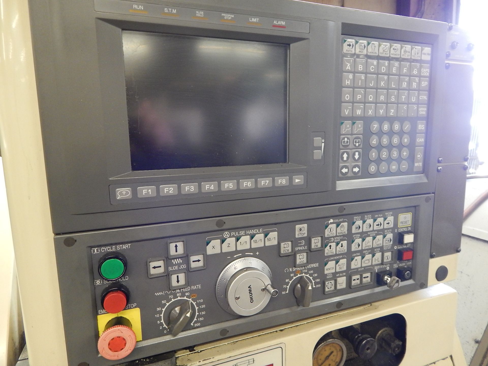 Okuma Model Crown L-1060/762S-BB CNC Turning Center, s/n 1384, Okuma OSP-U10L CNC Turning Center, - Bild 3 aus 8