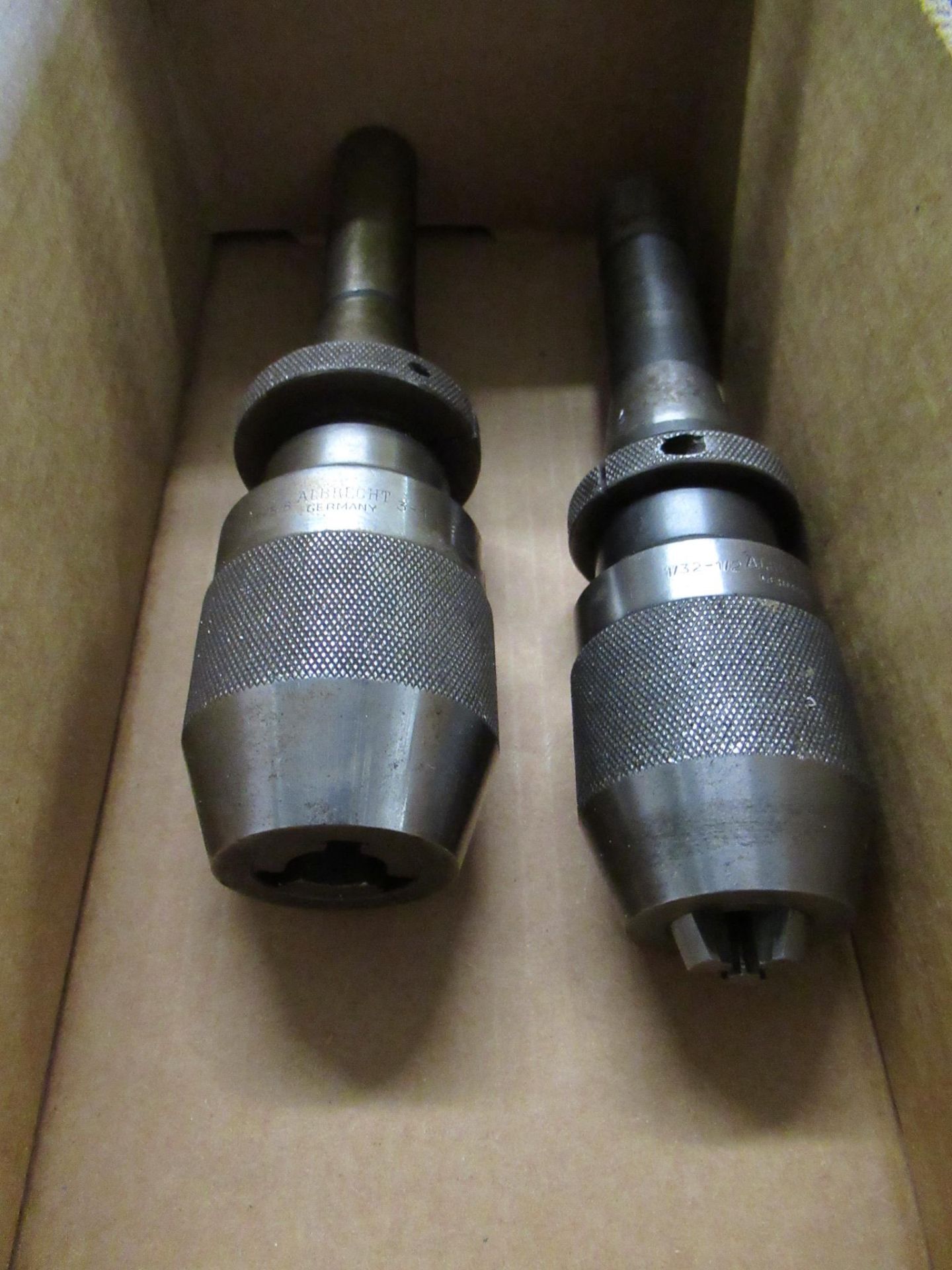 (2) R-8 Shank Keyless Chucks