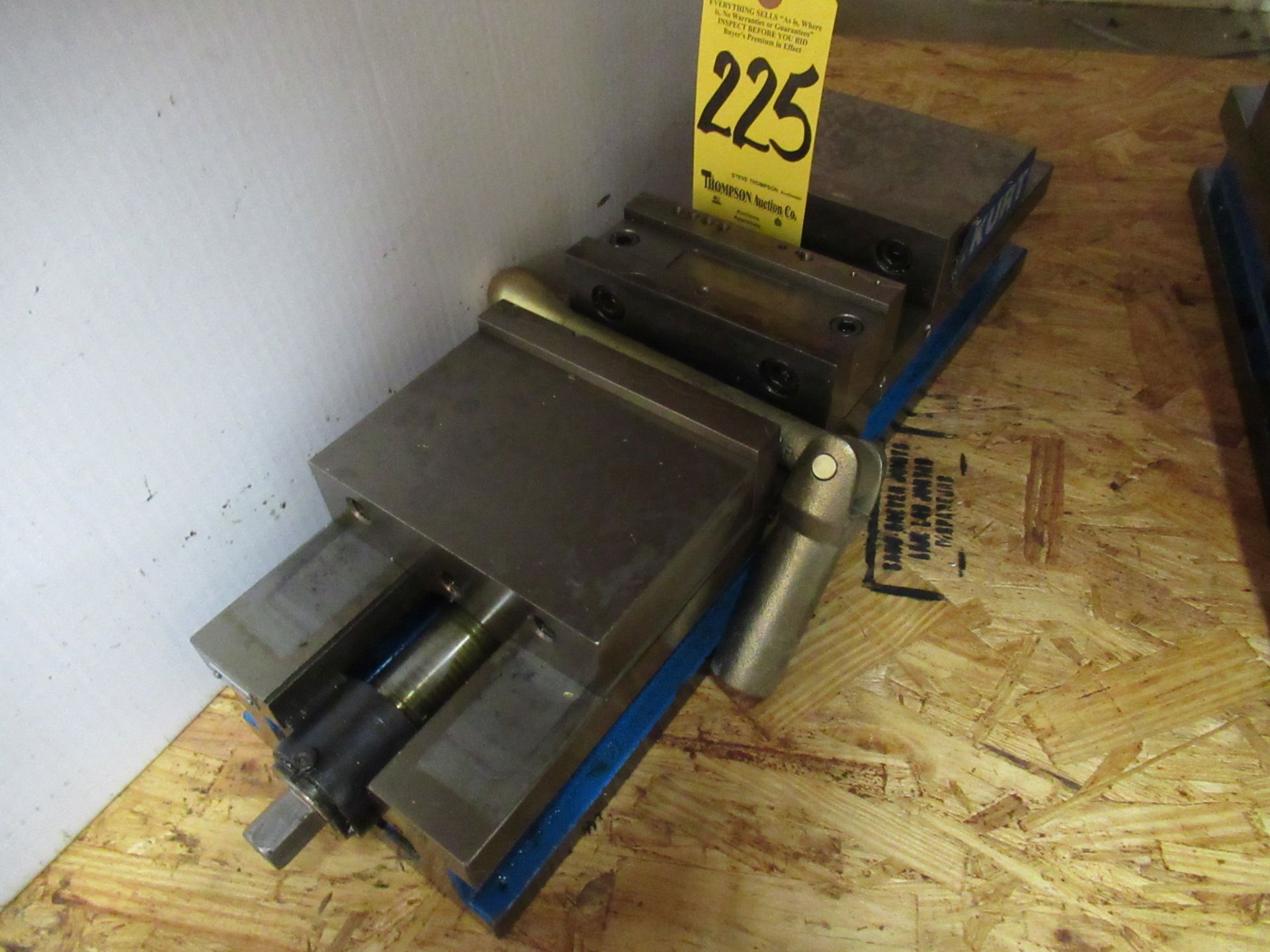 Kurt DL640 Double Lock 6" Vise