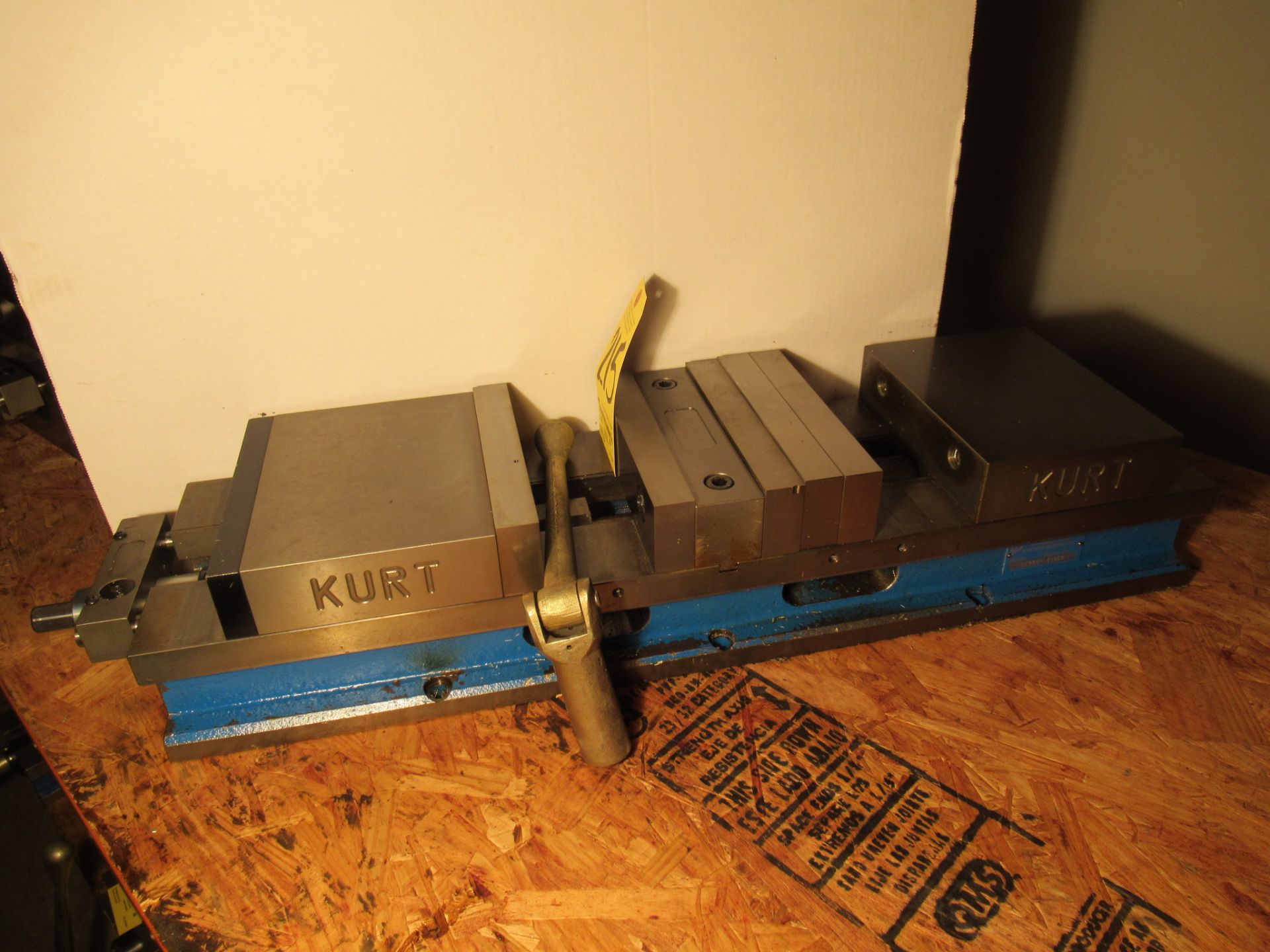 Kurt DL800 Double Lock 8" Vise