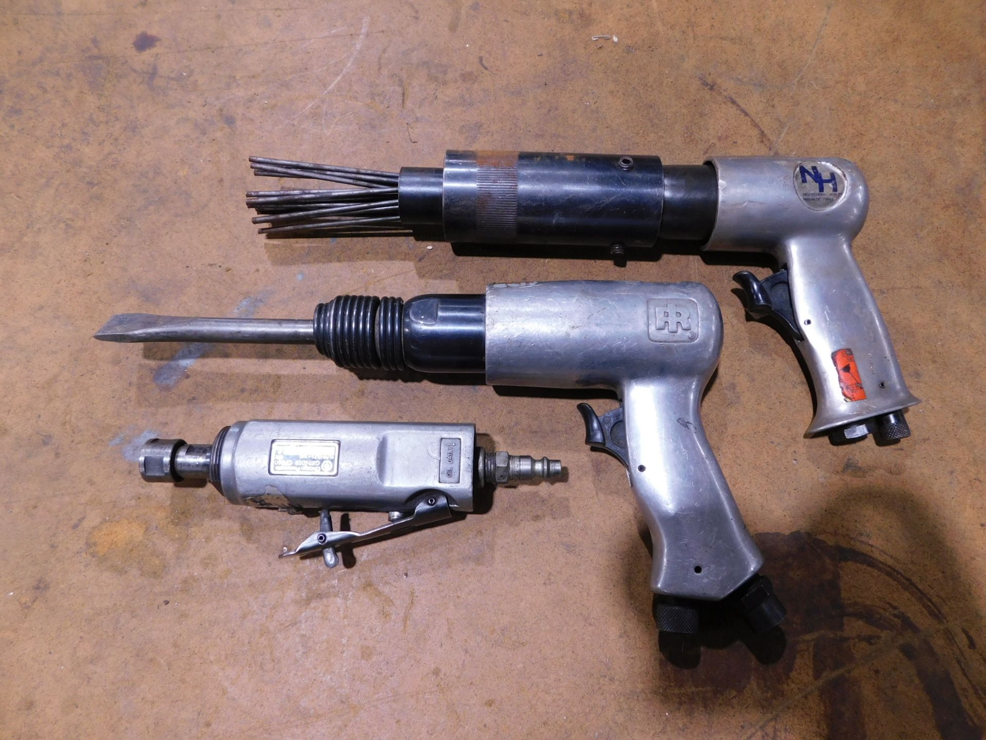 Pneumatic Tools, Needle Scalers, Die Grinder and Chisel