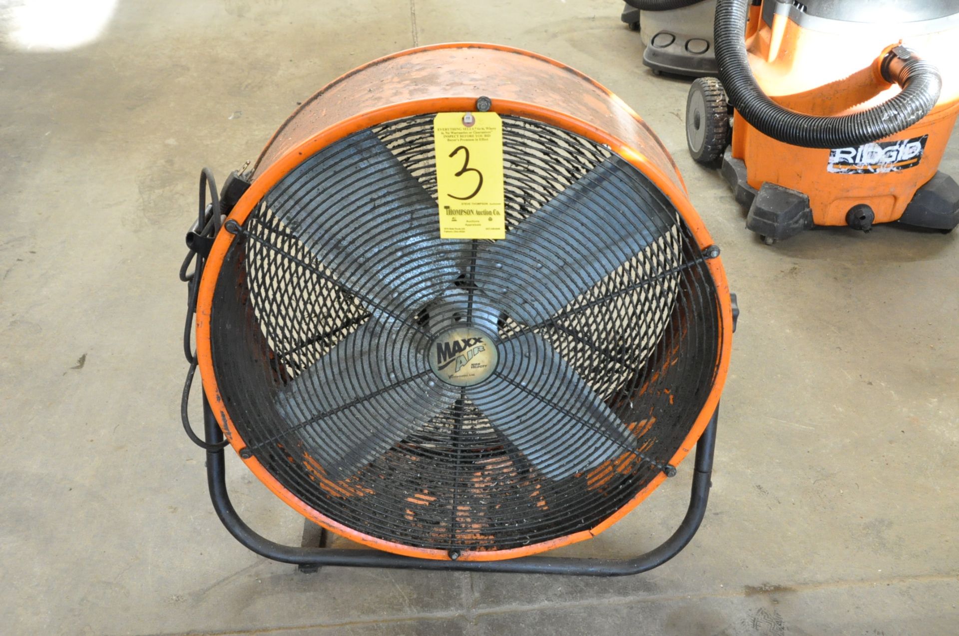 Maxx Air 24" Shop Fan