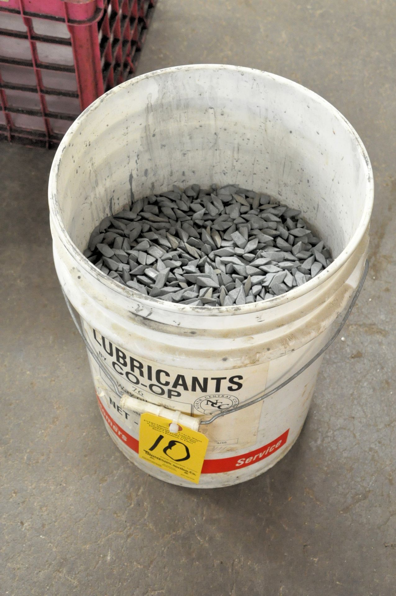 Parts Tumbler Finishing Stones in (1) Bucket