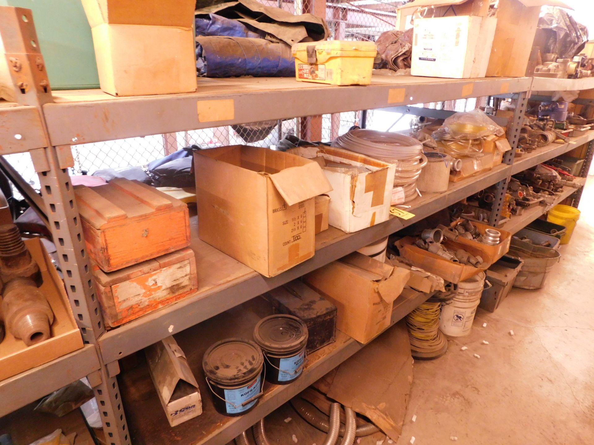 Contents of (1) Bay of Pallet Shelving