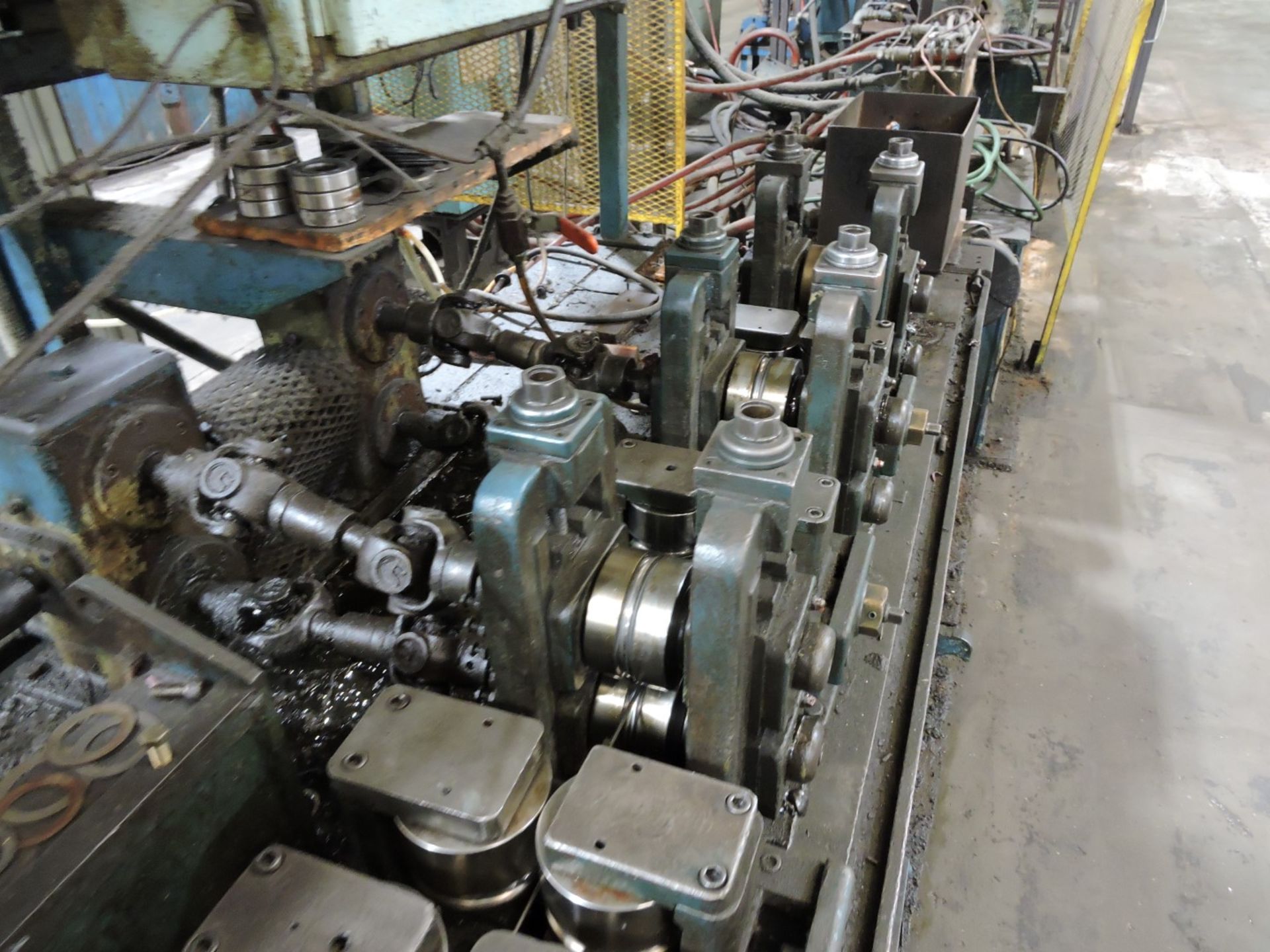 Abbey Etna Tube Mill, Ajax Tocco Heating and Cooling, Gear Box missing, not currently in running - Image 7 of 15