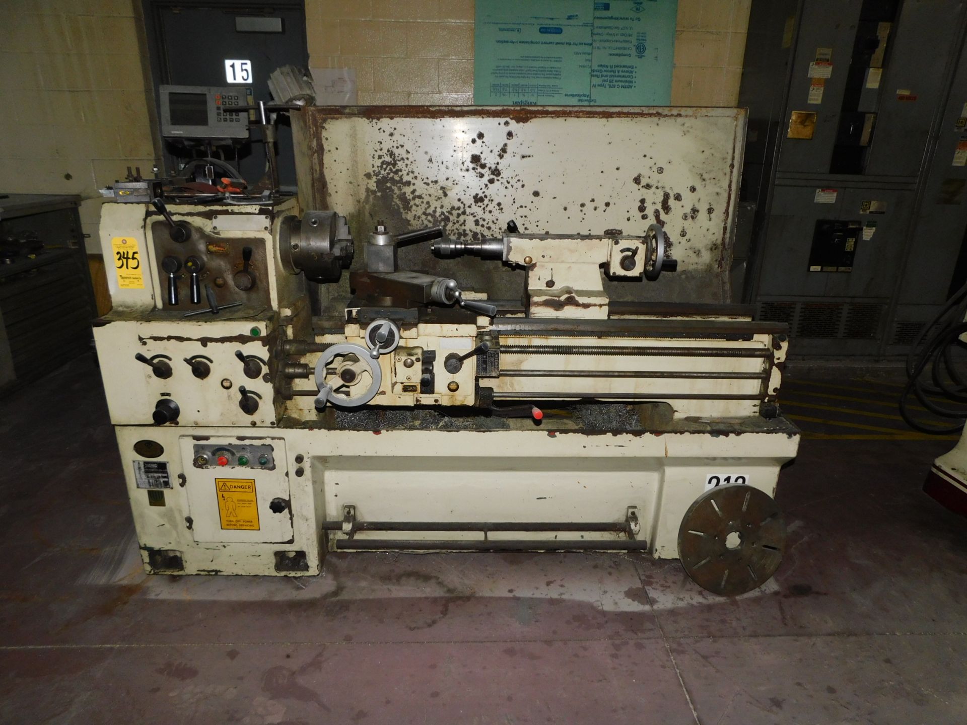 Yang Model CL40100G Engine Lathe, s/n A95529, New in 2000, 16" X 40", Inch/Metric Threading, 8" 3-