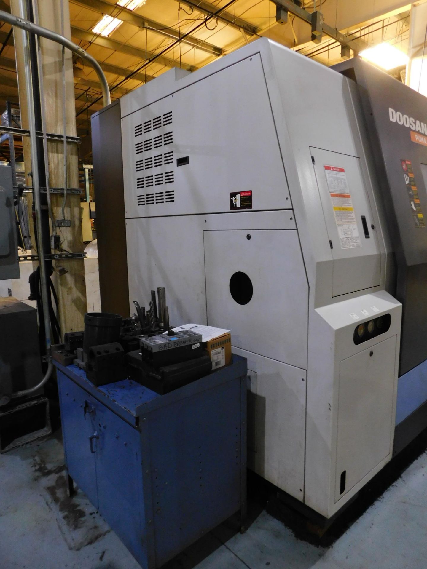 Doosan Model Puma 700LM CNC Turning Center, s/n 60LM 0686, New 2007, Fanuc 21-TB CNC Control, 24” - Image 9 of 17