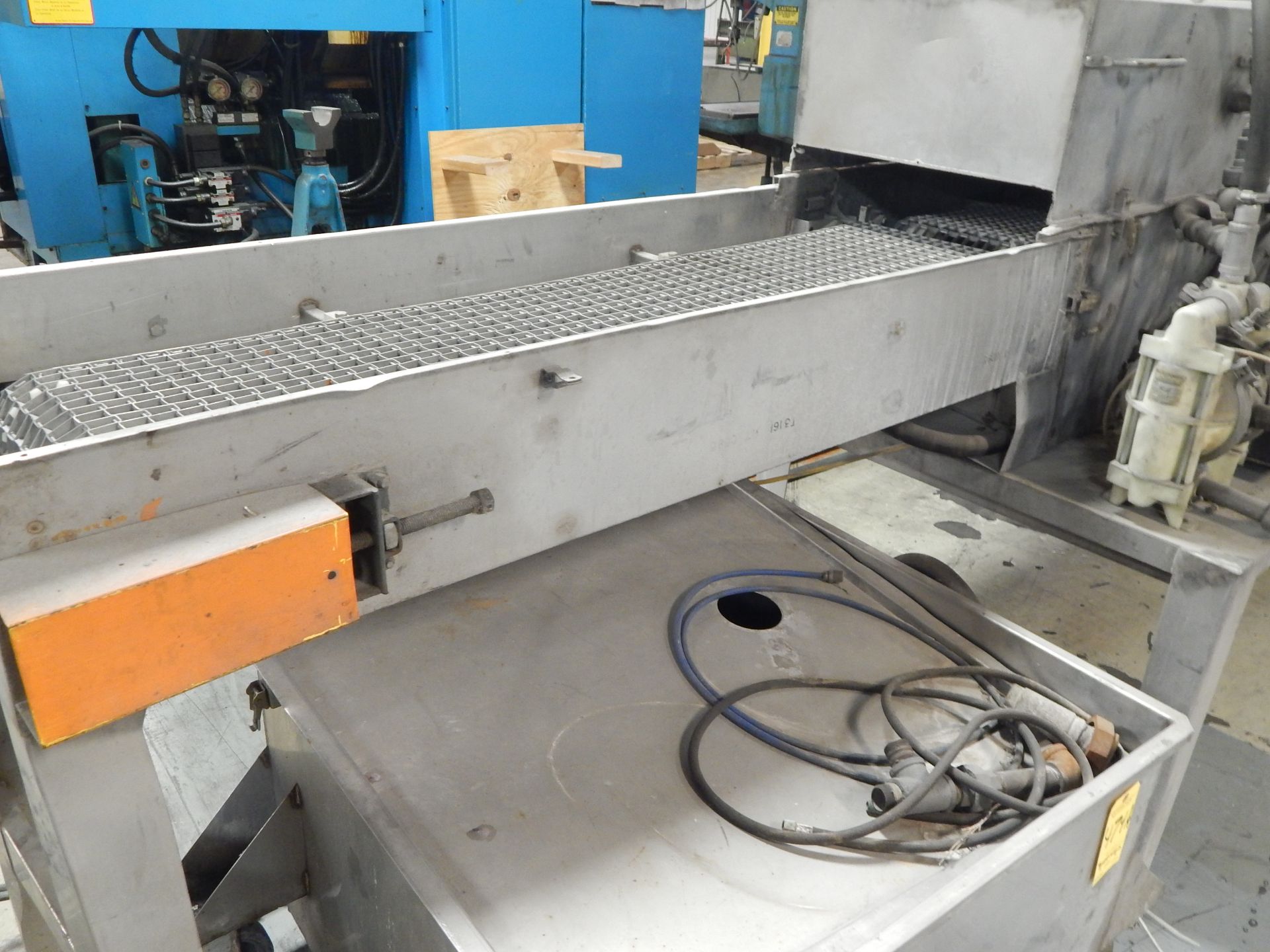 Ray Paul Aqueous Parts Washer, Chain Belt Feed, Chain Width 12", Overall Length of Belt 17', Part - Image 4 of 4