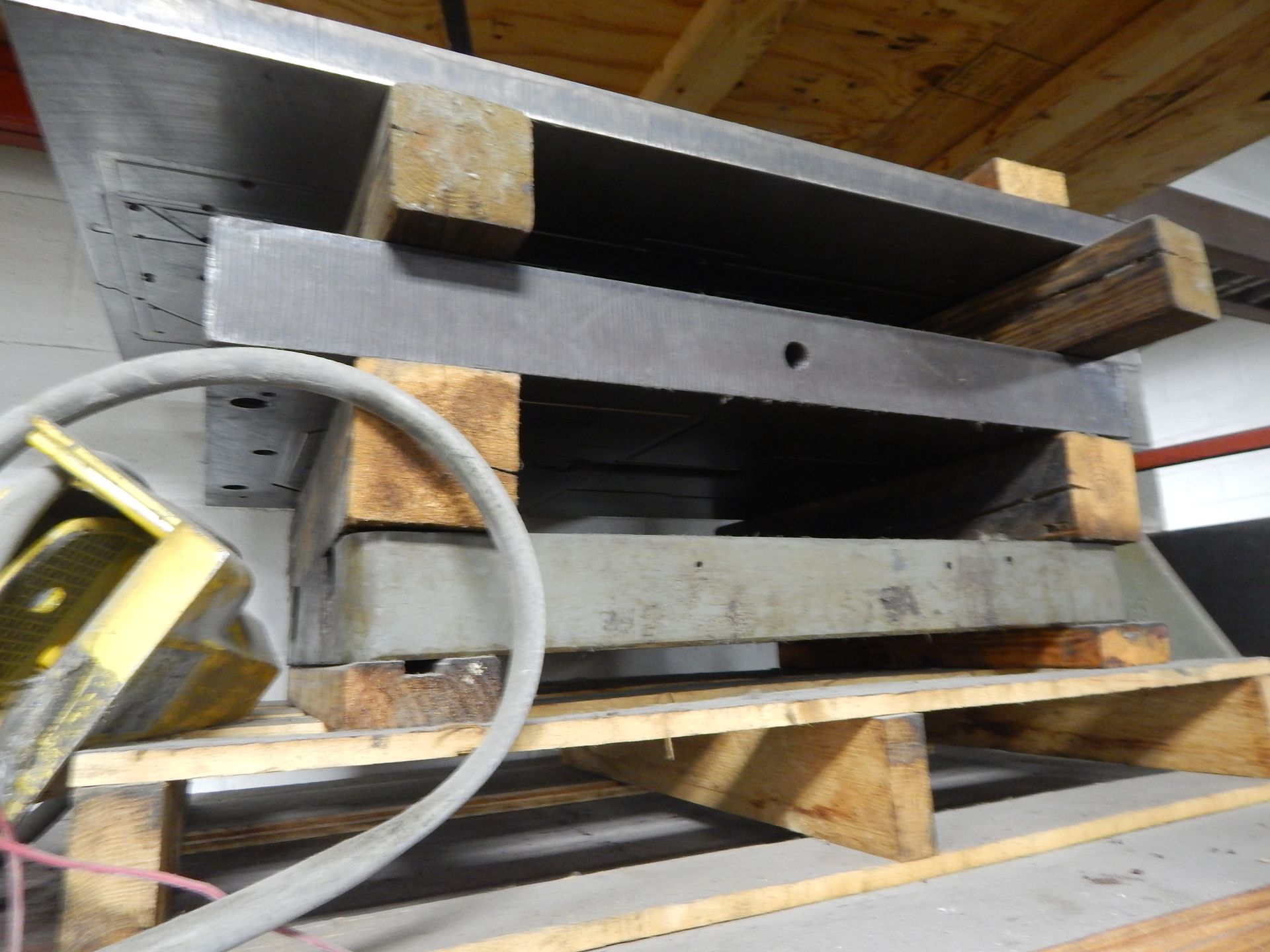 Pallet Shelving and Contents - Image 6 of 9