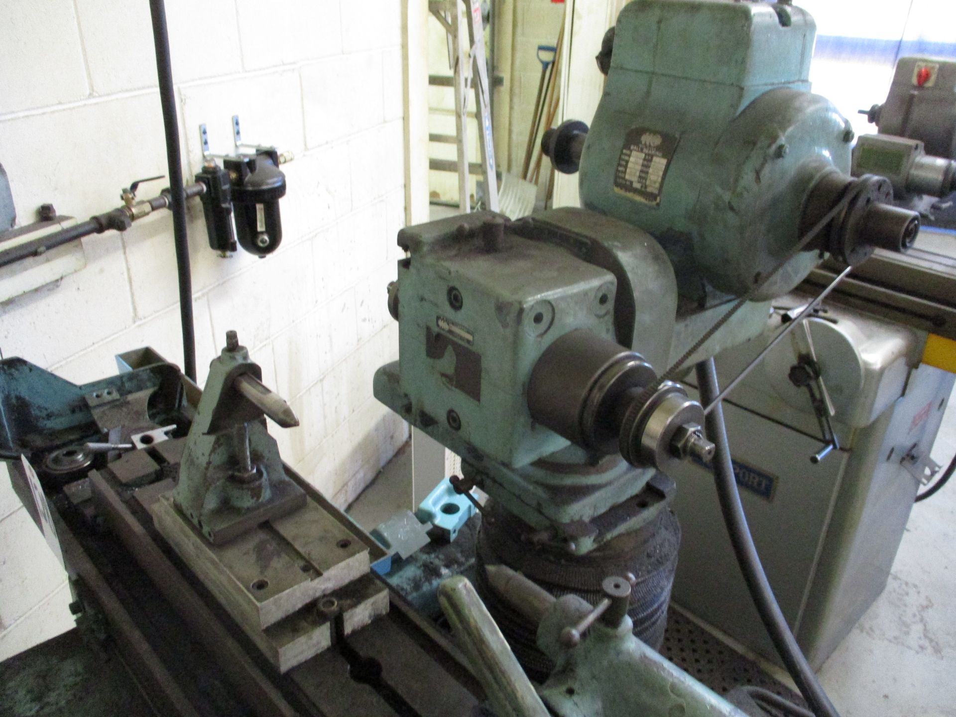 K.O. Lee Model B6062H Tool & Cutter Grinder, s/n 23057-RA, Hydraulic Table Feed - Image 3 of 7