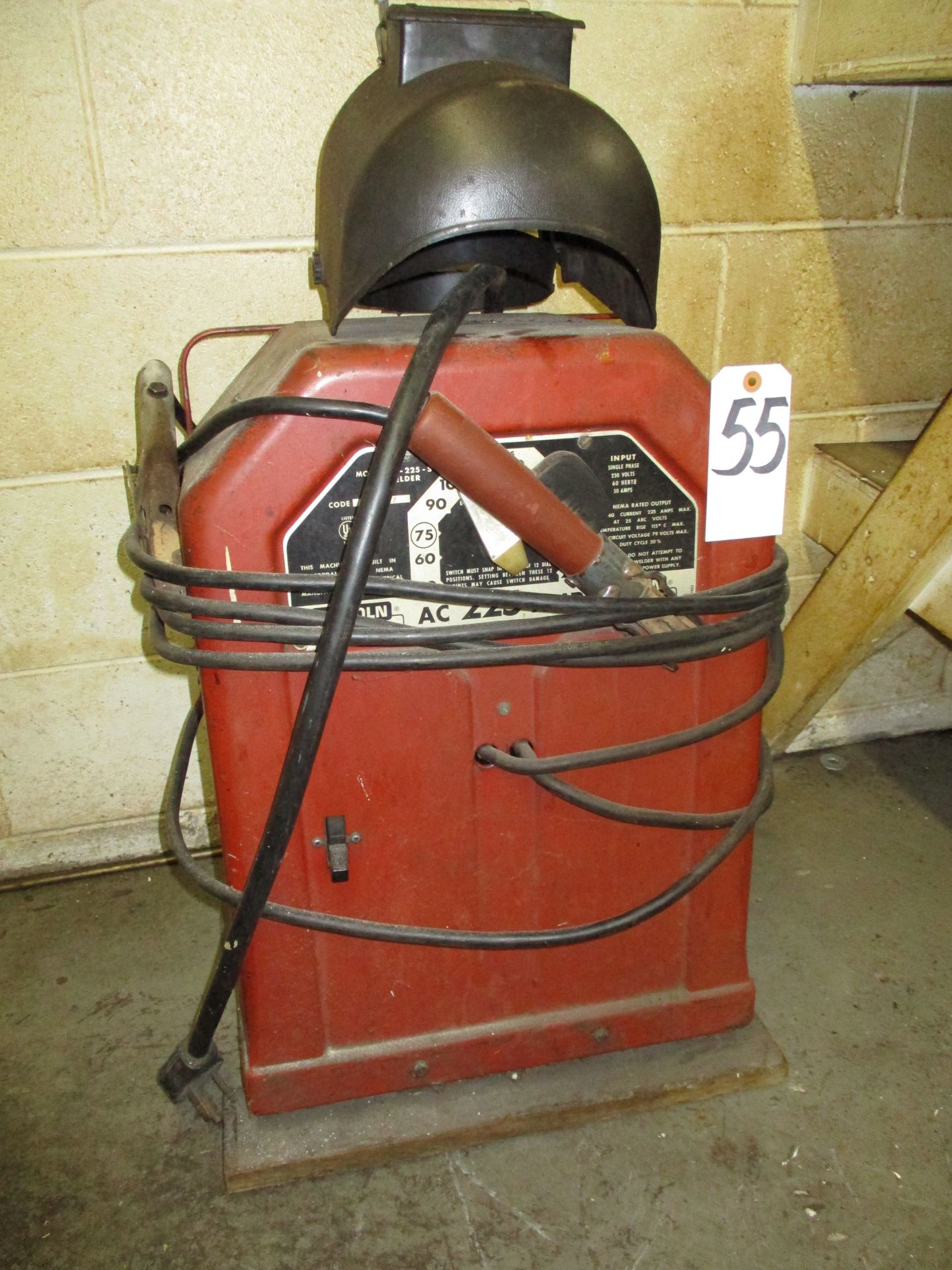 Lincoln AC225 Amp Arc Welder with Welding Helmet, 220/1/60 AC