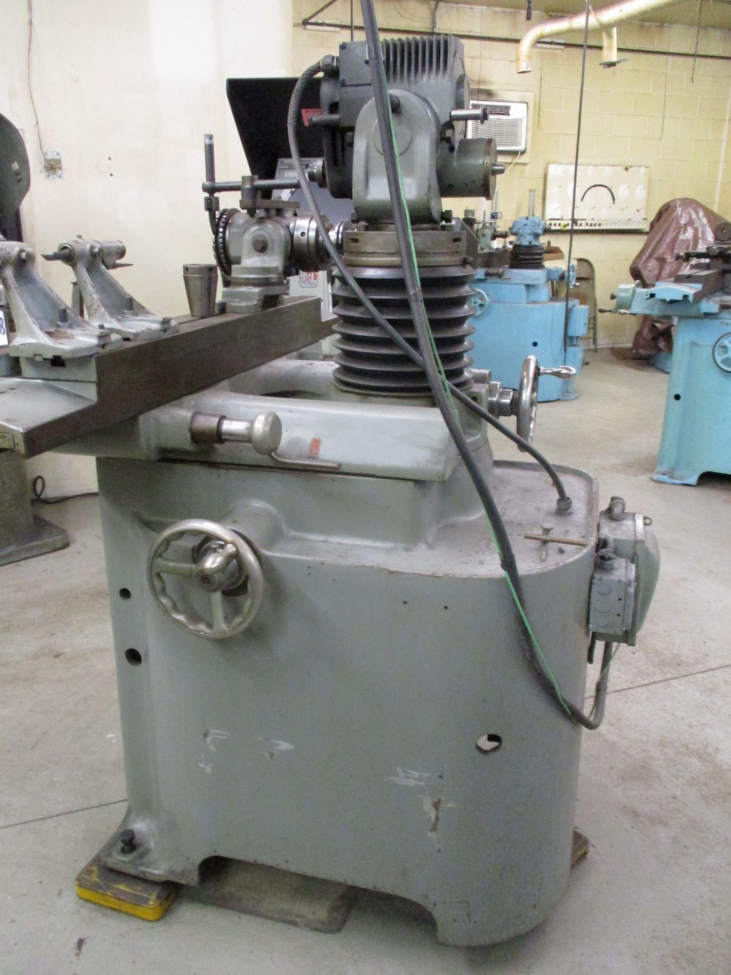 Cincinnati #2 Tool & Cutter Grinder, s/n C-6009-3 - Image 6 of 9