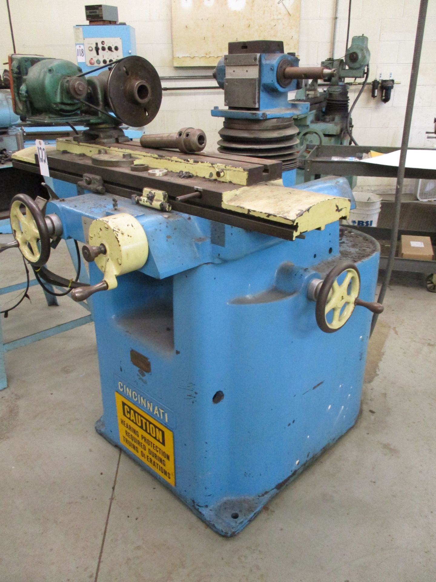 Cincinnati #2 Tool & Cutter Grinder, s/n Unknown - Image 2 of 7