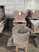 (6) 4,000 Lb. Sow Molds