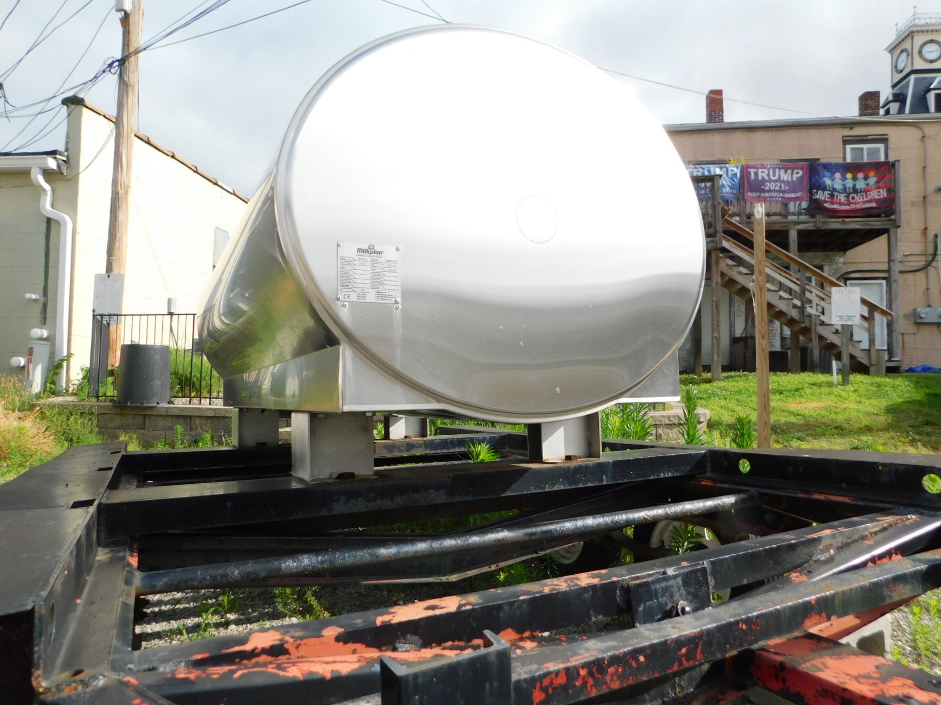 2018 Milkplan TE750-1, 210-Gallon/ 750 Liters MP Transport Tank, s/n 00003429, with Custom Dual Axle - Image 8 of 15