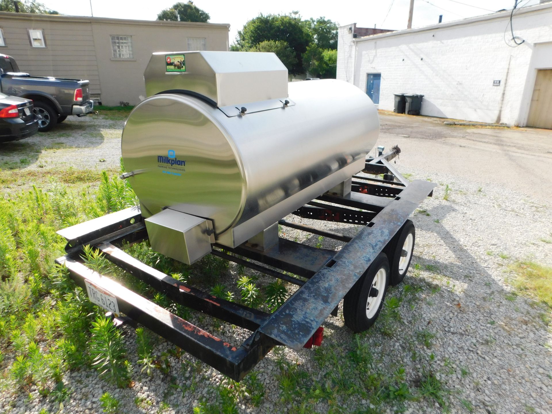 2018 Milkplan TE750-1, 210-Gallon/ 750 Liters MP Transport Tank, s/n 00003429, with Custom Dual Axle - Image 2 of 15