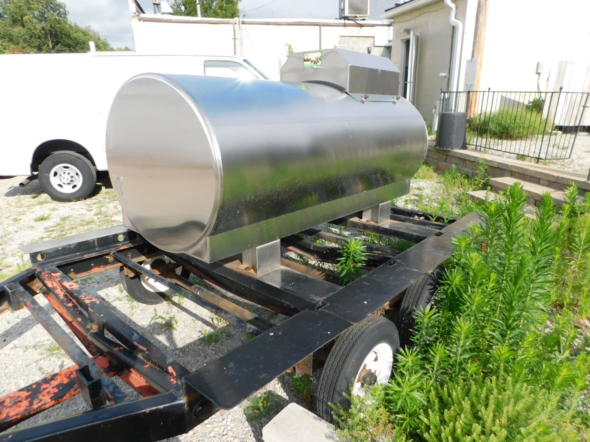 2018 Milkplan TE750-1, 210-Gallon/ 750 Liters MP Transport Tank, s/n 00003429, with Custom Dual Axle - Image 3 of 15