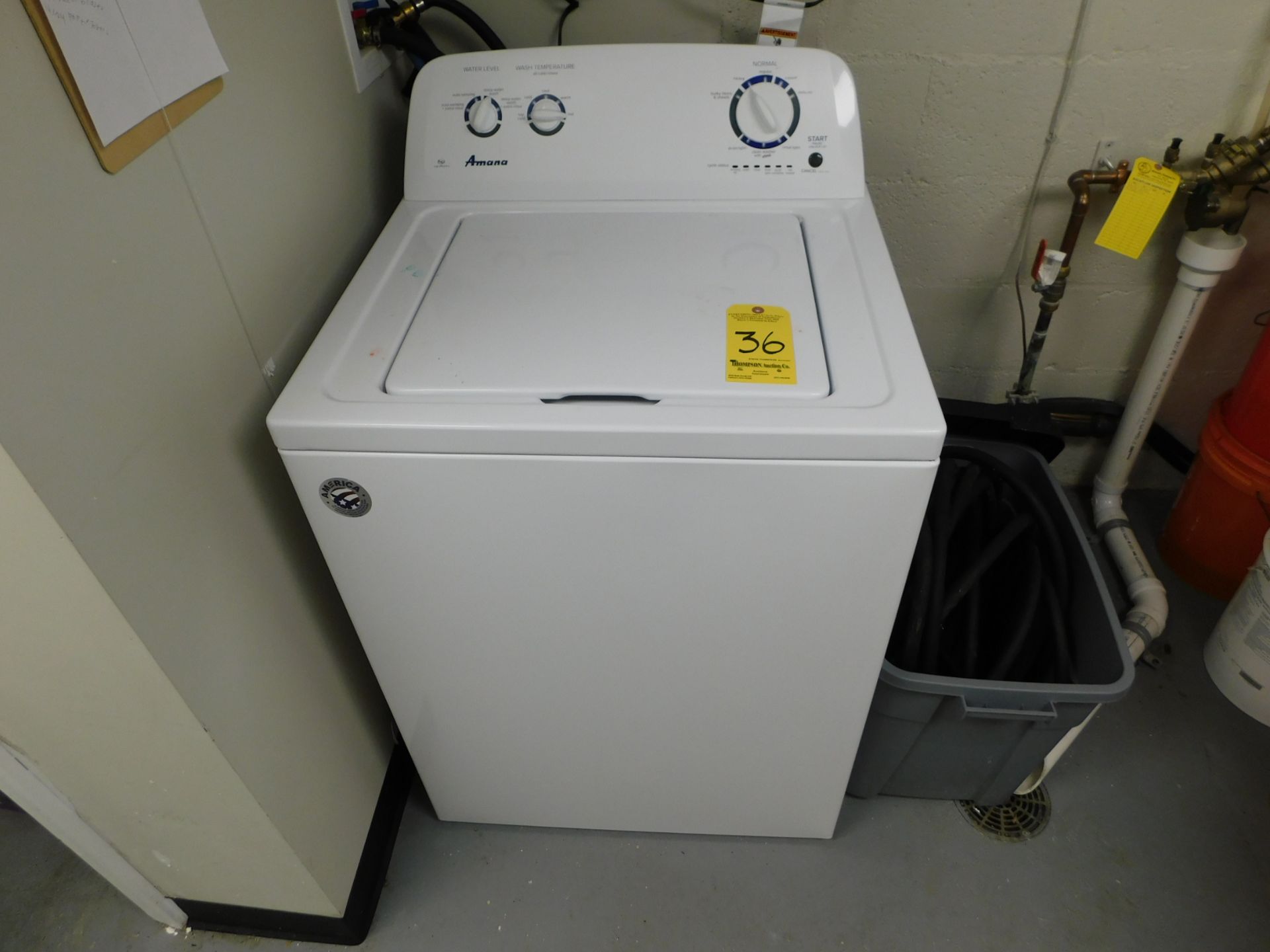 Amana Top Loading Washer, Model NTW4516FW3