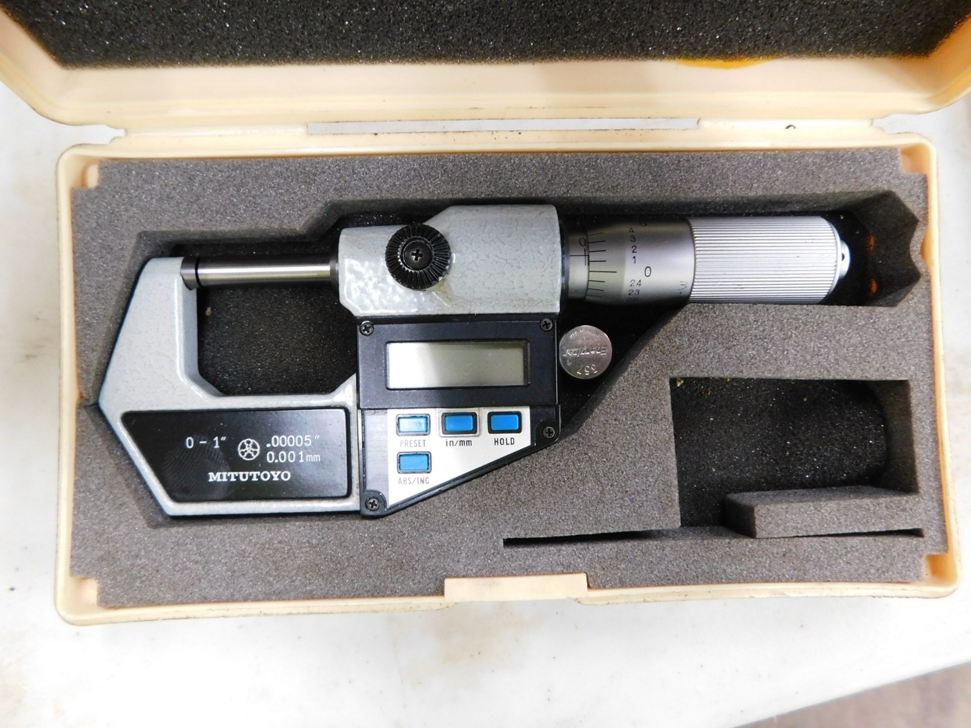 Mitutoyo Digital Micrometer, 0" - 1"