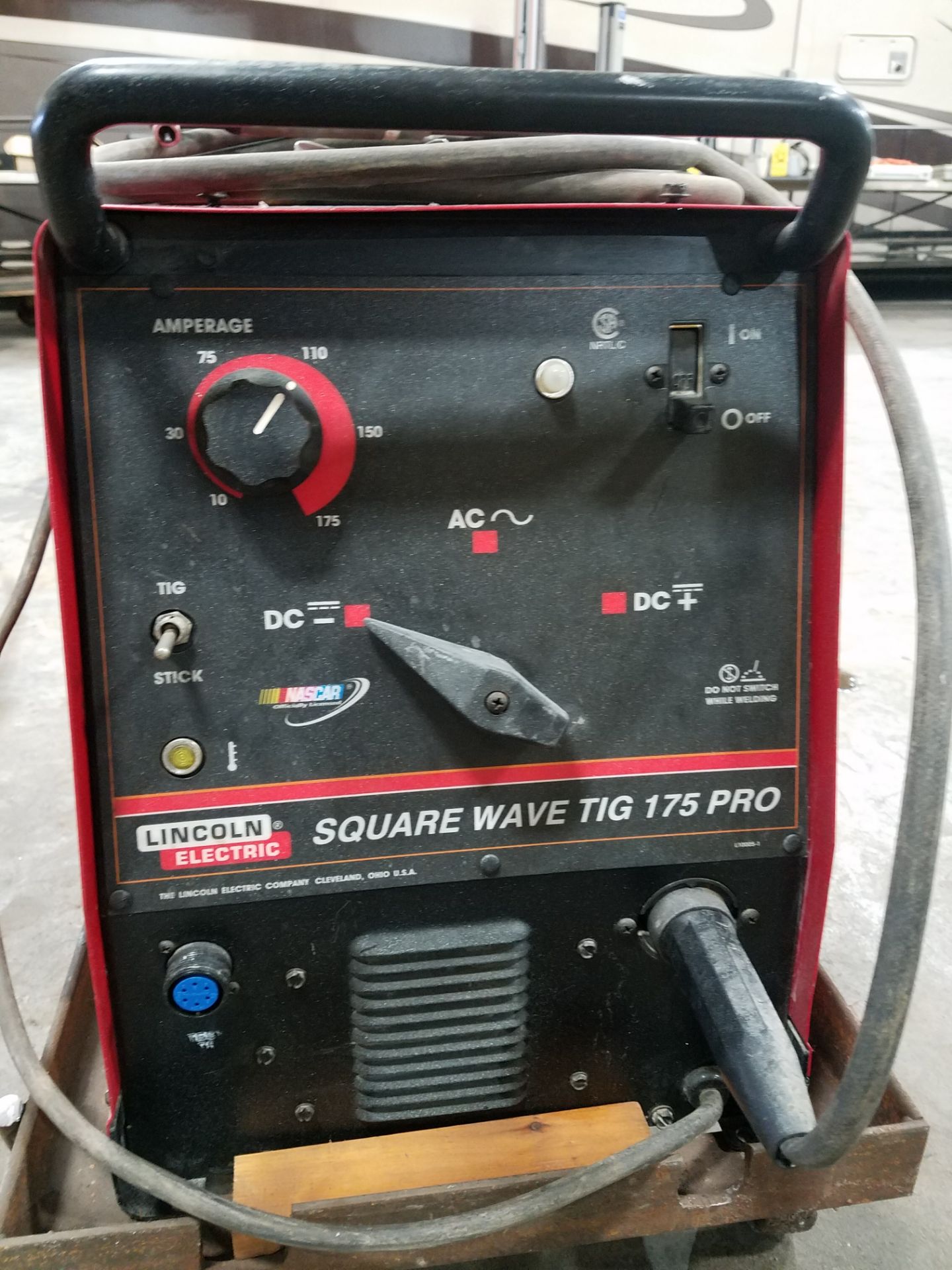 Lincoln Square Wave TIG175 Pro Tig Welder, s/n U1020229034, Single Phase - Image 2 of 4