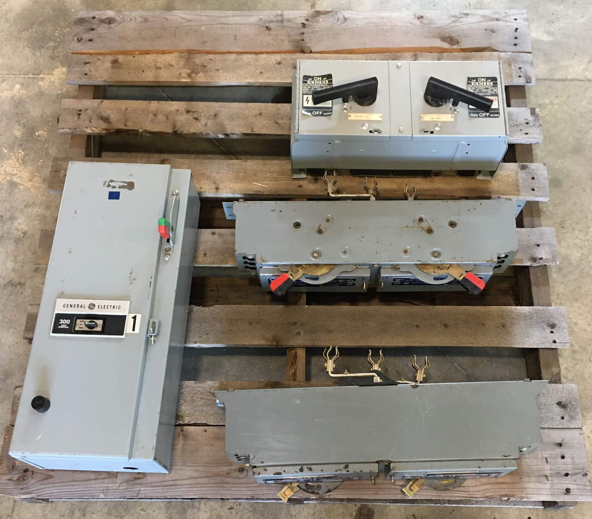 Lot Of QMB Disconnects And Motor Starter Box