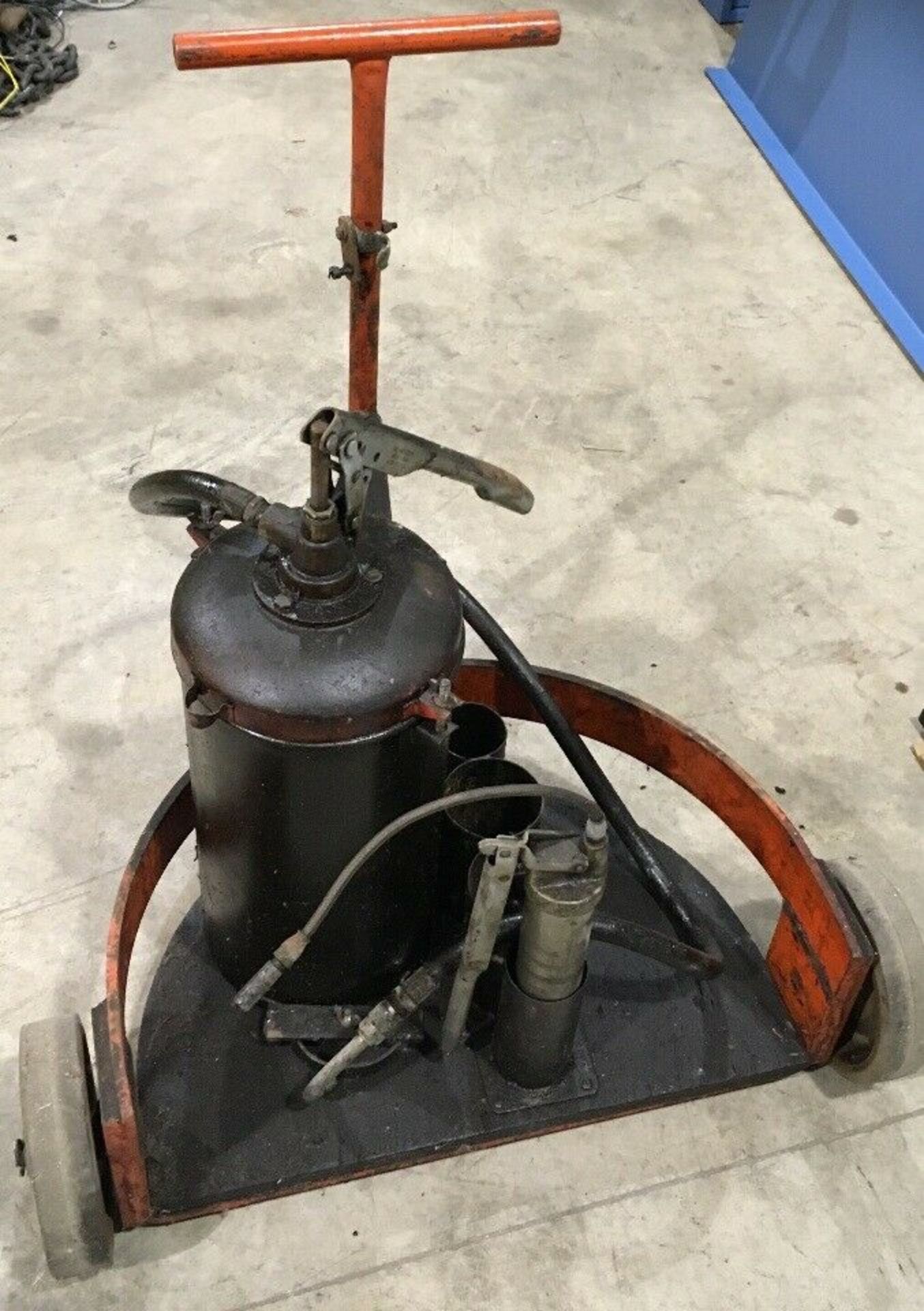 ARO- Manual High Pressure Lubrication Oil Grease Pump, on cart