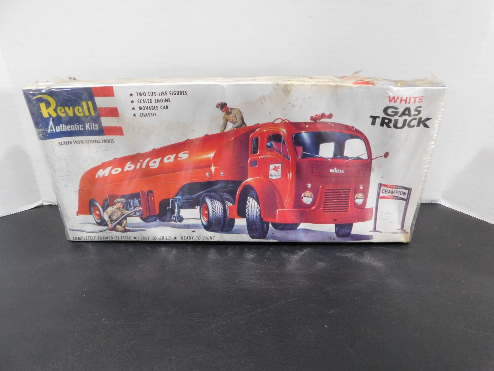 Revell White Gas Truck Model, 1420