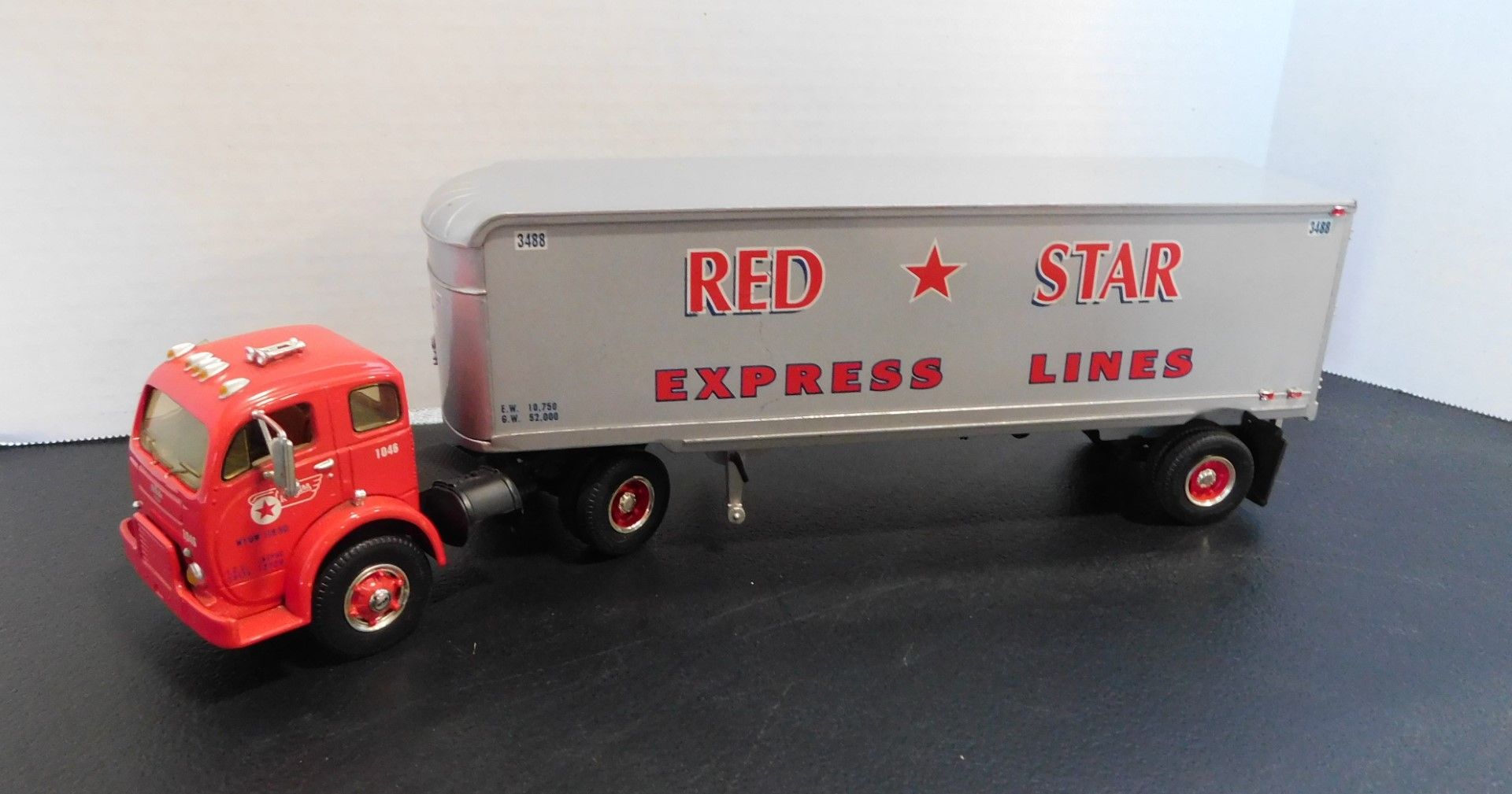 First Gear Truck and Trailer Toy