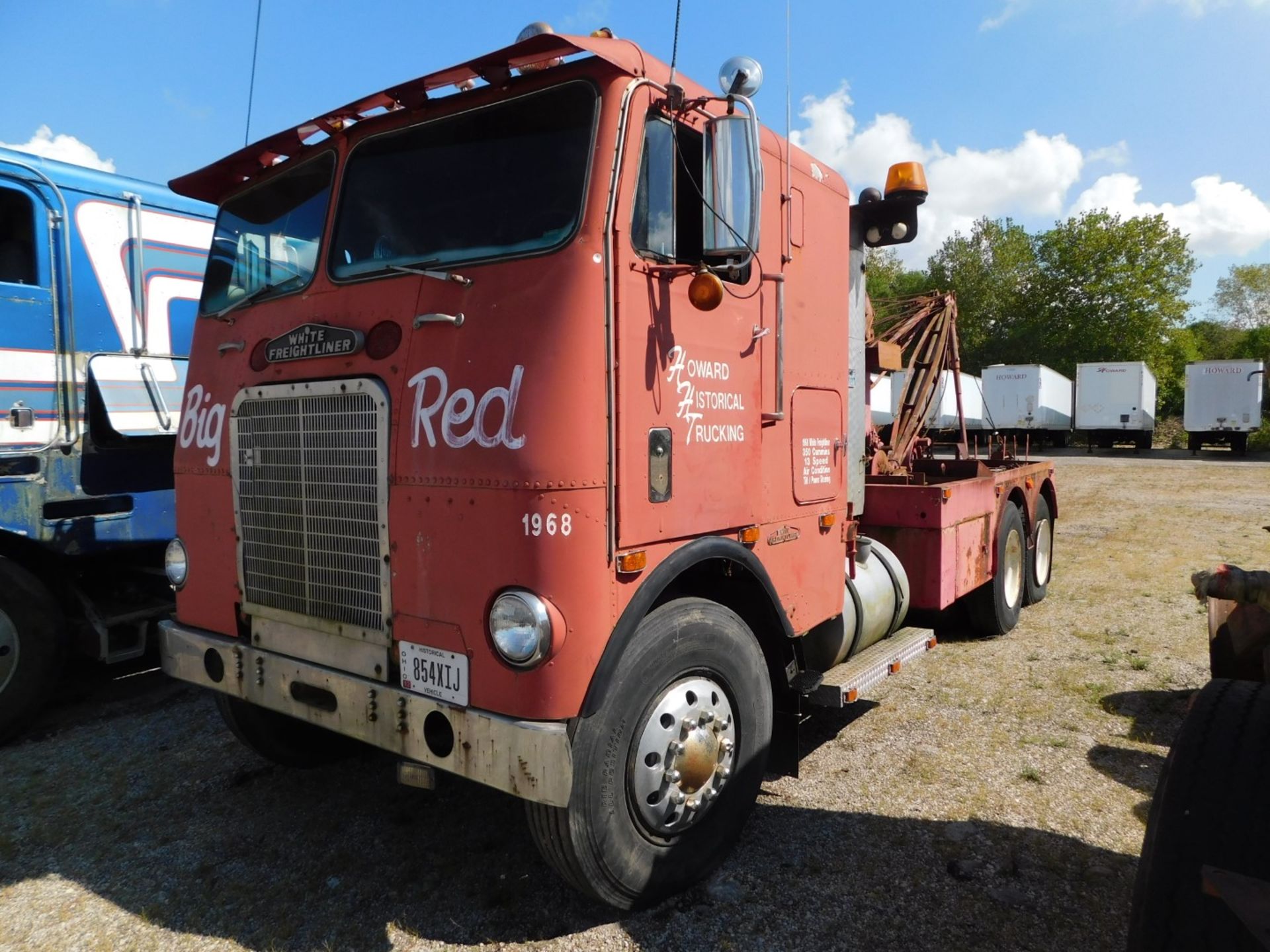 1968 White/Freightliner, 350 Cummins, with Wrecker Body 13-Speed, AC, ( Running ), 617,453 miles