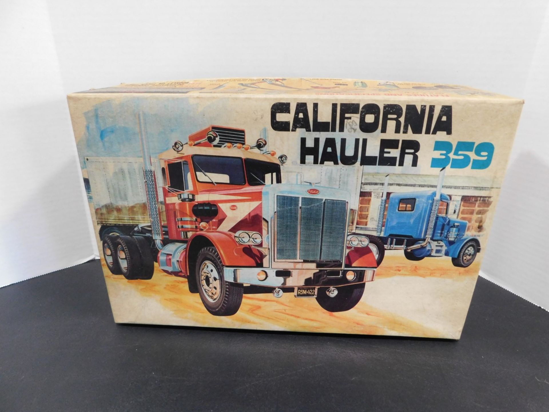 AMT California Hauler 359 Model, T500