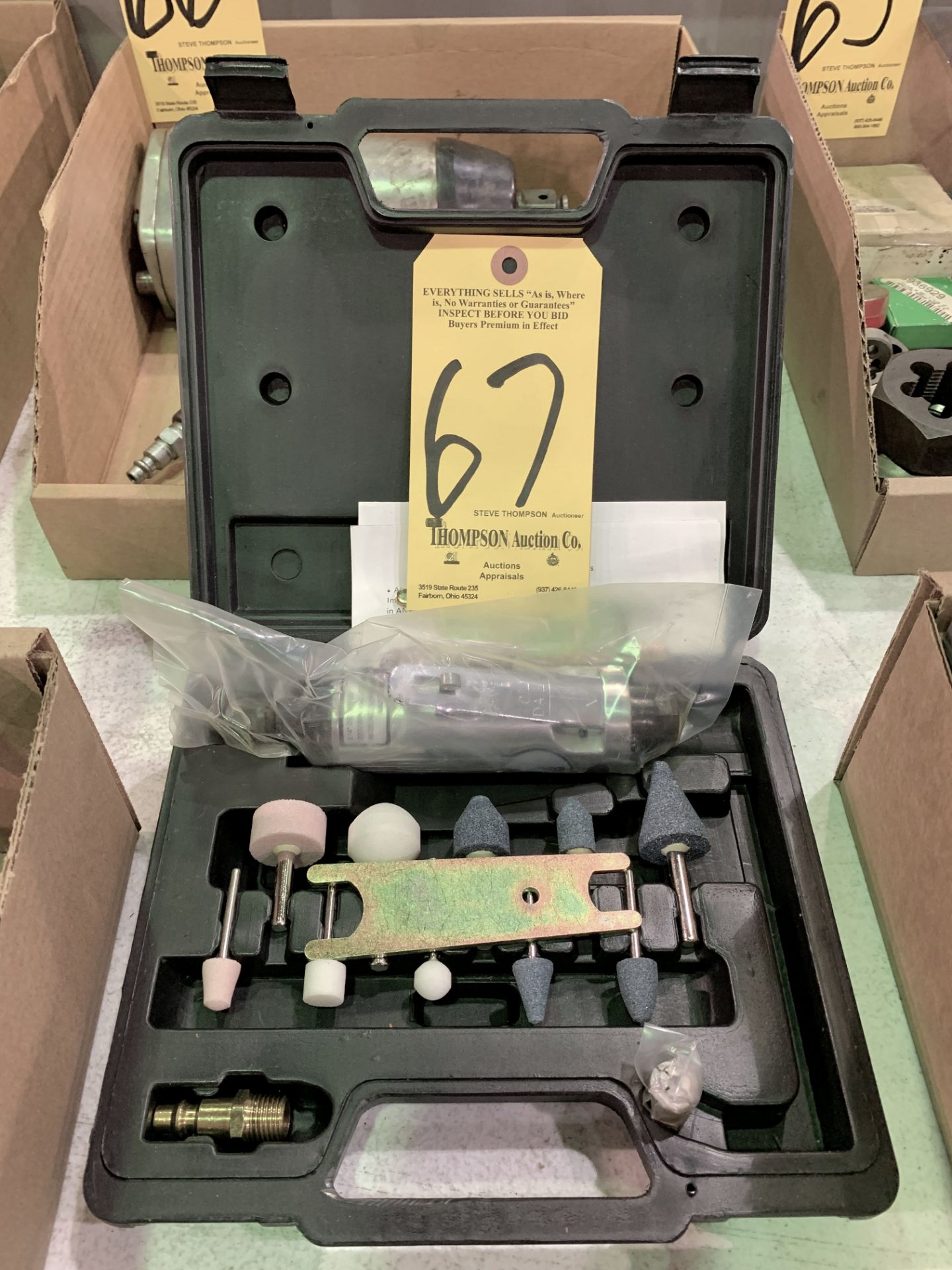 No Name Packaged Pneumatic Die Grinder with Grinding Stones and Case