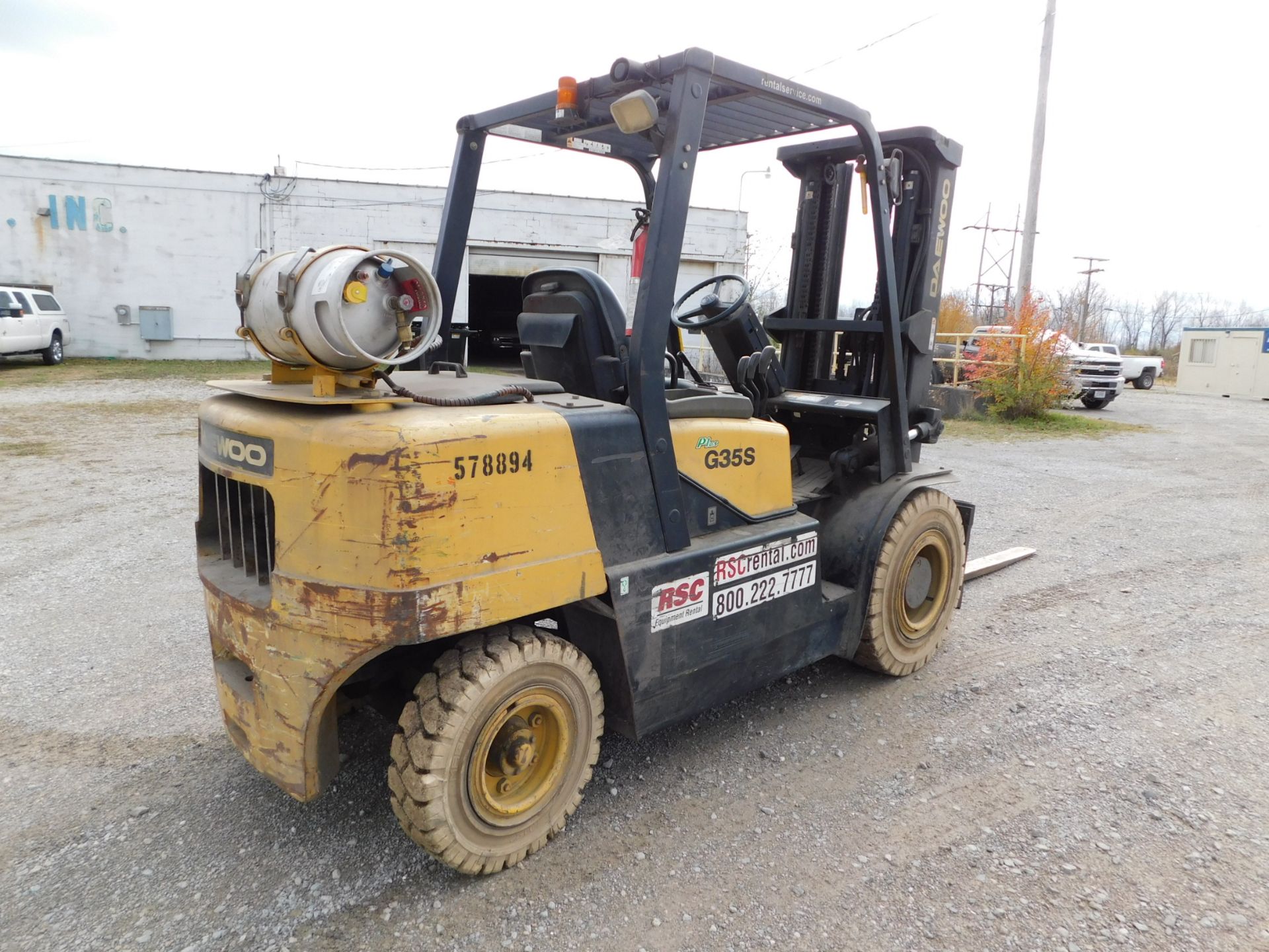 Daewoo Model G35S-2 Forklift, SN G2-00191, 6,700 lb. cap., LP, Solid Pneumatic Non-Marking Tires, - Image 6 of 20