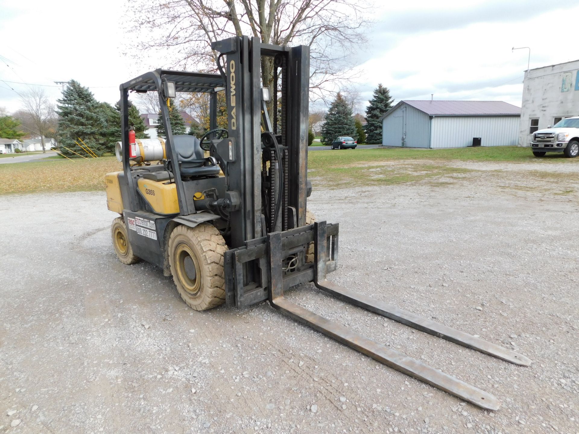 Daewoo Model G35S-2 Forklift, SN G2-00191, 6,700 lb. cap., LP, Solid Pneumatic Non-Marking Tires, - Image 8 of 20