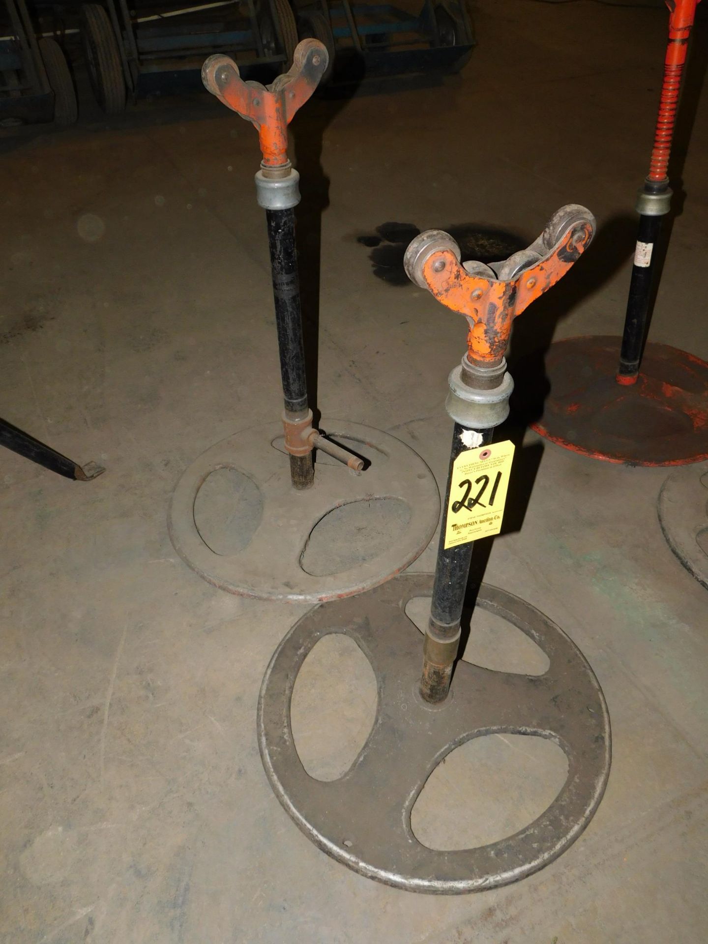 (2) Roller Pipe Stands